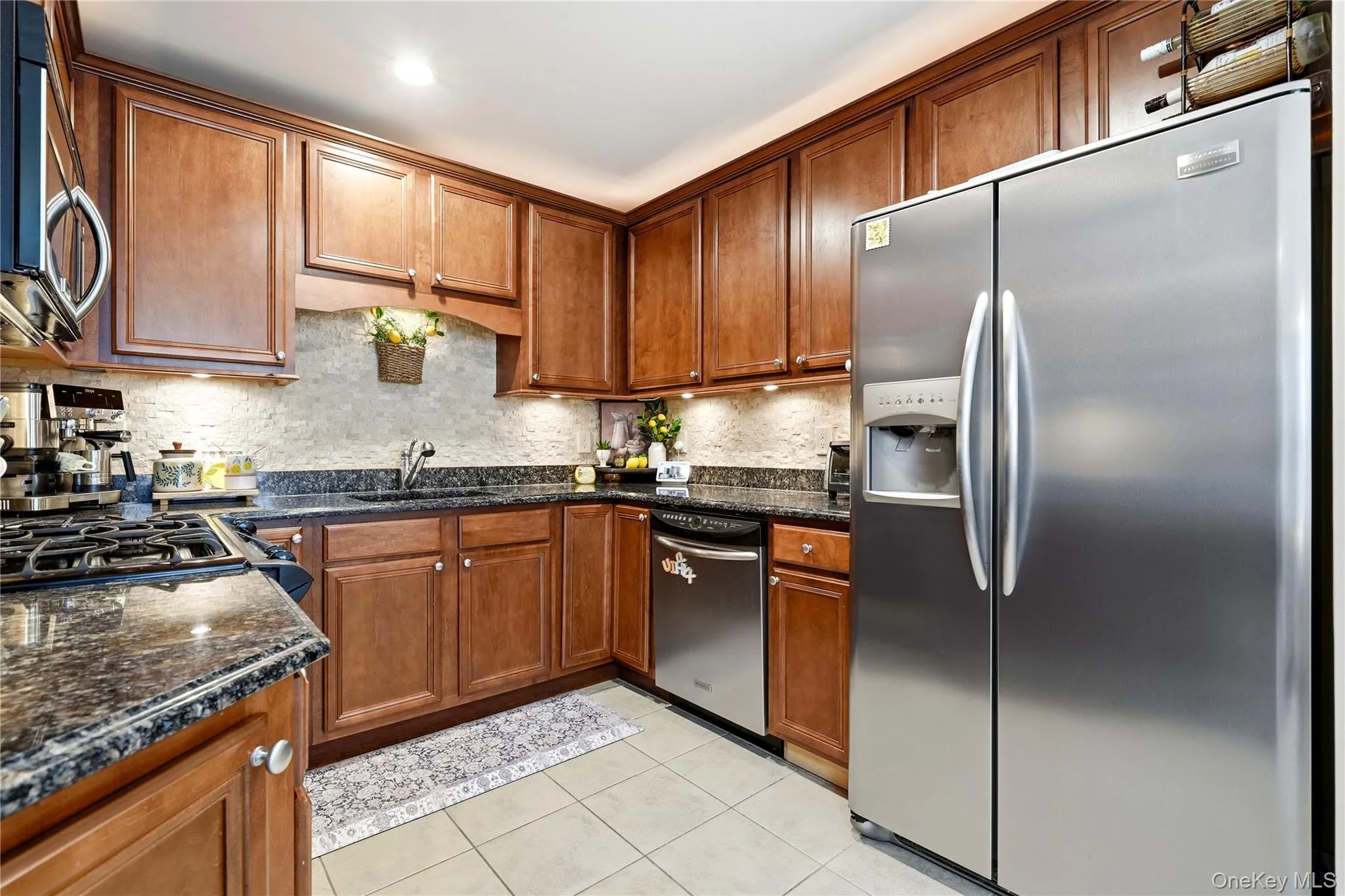 348 Medea Way, Islip, NY, 2 Bedrooms Bedrooms, 5 Rooms Rooms,2 BathroomsBathrooms,Residential,For Rent,Medea,0,1028128 348 Medea Way, Islip, NY, 2 Bedrooms Bedrooms, 5 Rooms Rooms,2 BathroomsBathrooms,Residential,For Rent,Medea,0,1028128