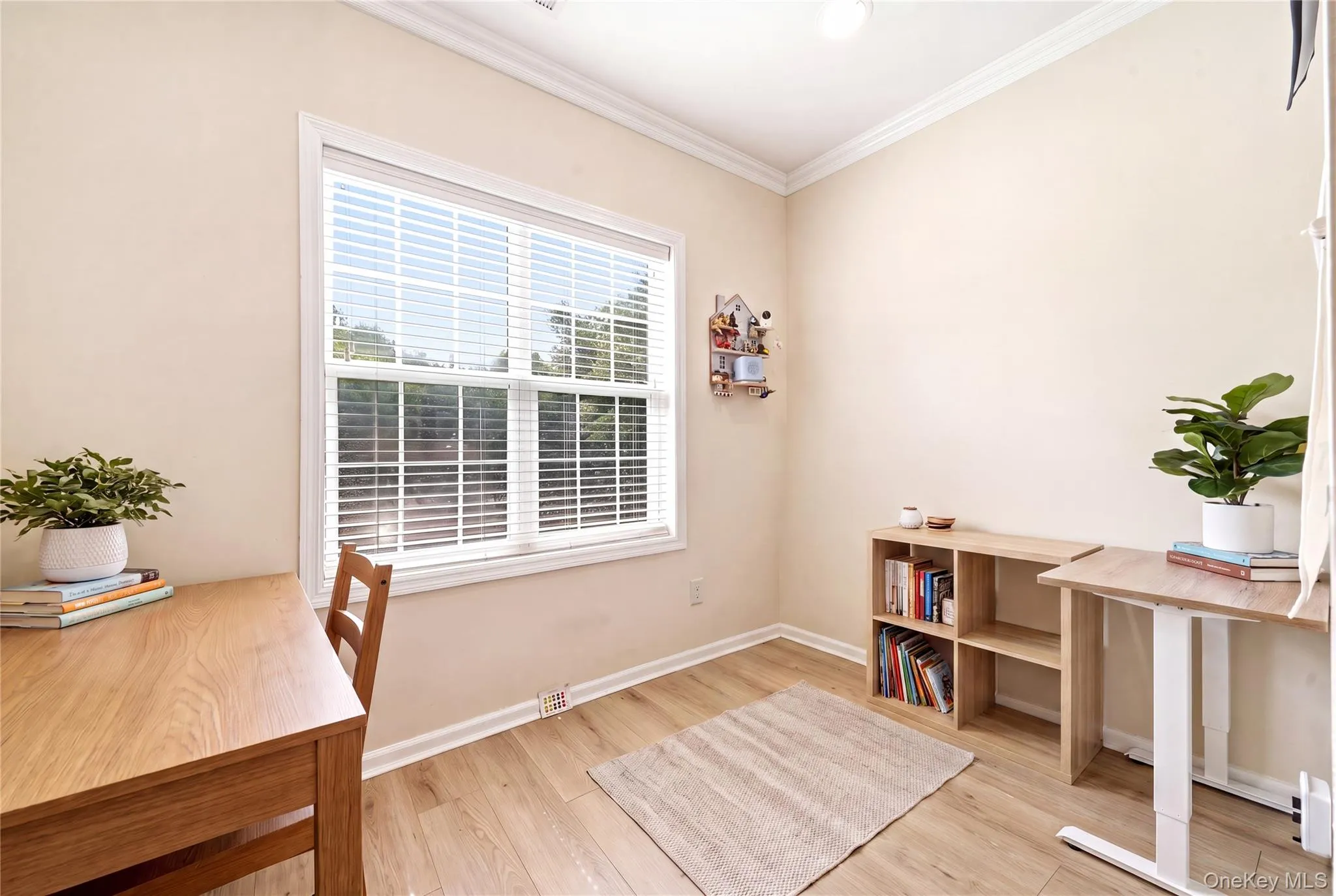 348 Medea Way, Islip, NY, 2 Bedrooms Bedrooms, 5 Rooms Rooms,2 BathroomsBathrooms,Residential,For Rent,Medea,0,1028128 348 Medea Way, Islip, NY, 2 Bedrooms Bedrooms, 5 Rooms Rooms,2 BathroomsBathrooms,Residential,For Rent,Medea,0,1028128
