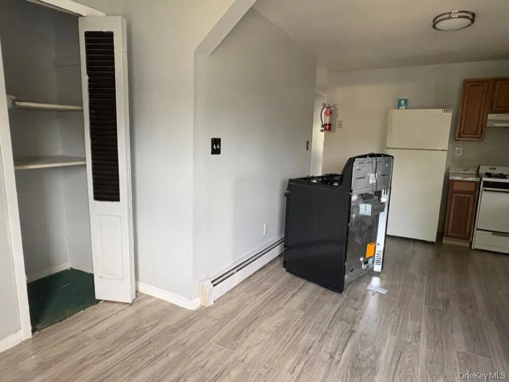 208 Main Street, Montgomery, NY, 2 Bedrooms Bedrooms, 4 Rooms Rooms,1 BathroomBathrooms,Residential Lease,For Rent,Main,0,1028132 208 Main Street, Montgomery, NY, 2 Bedrooms Bedrooms, 4 Rooms Rooms,1 BathroomBathrooms,Residential Lease,For Rent,Main,0,1028132