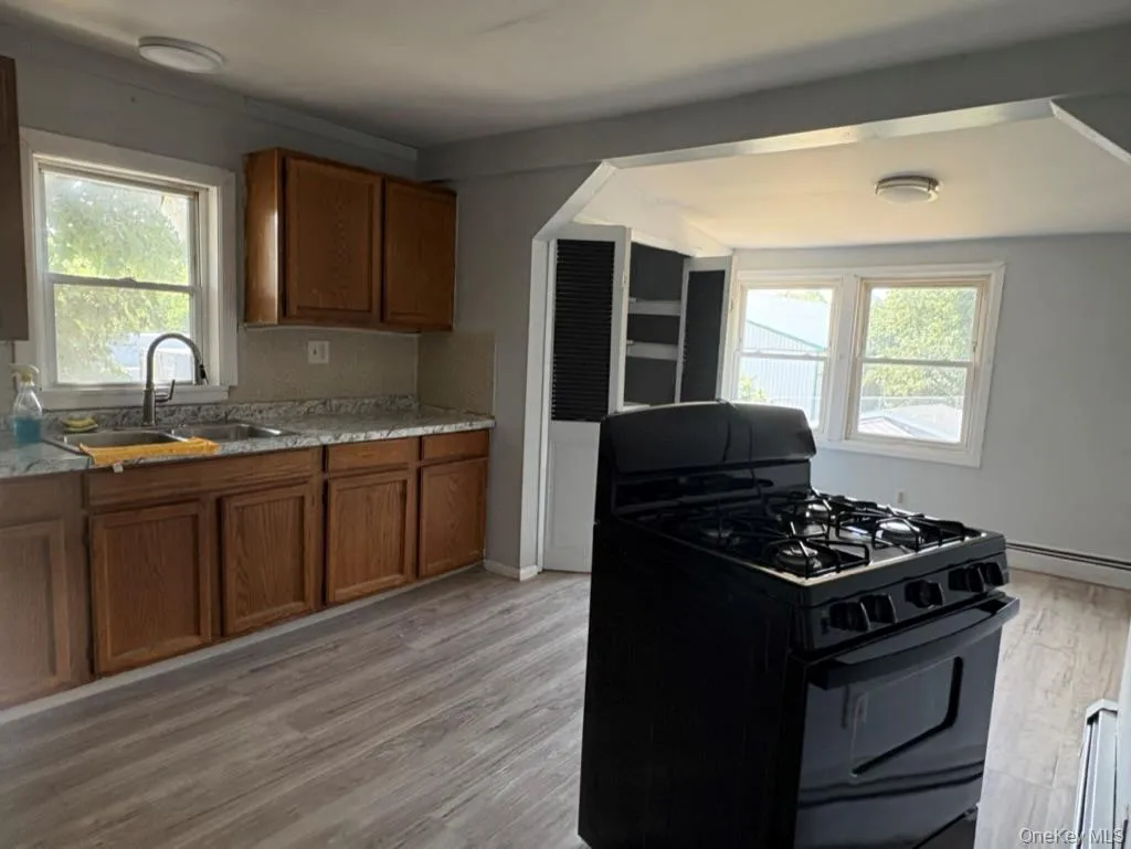 208 Main Street, Montgomery, NY, 2 Bedrooms Bedrooms, 4 Rooms Rooms,1 BathroomBathrooms,Residential Lease,For Rent,Main,0,1028132 208 Main Street, Montgomery, NY, 2 Bedrooms Bedrooms, 4 Rooms Rooms,1 BathroomBathrooms,Residential Lease,For Rent,Main,0,1028132