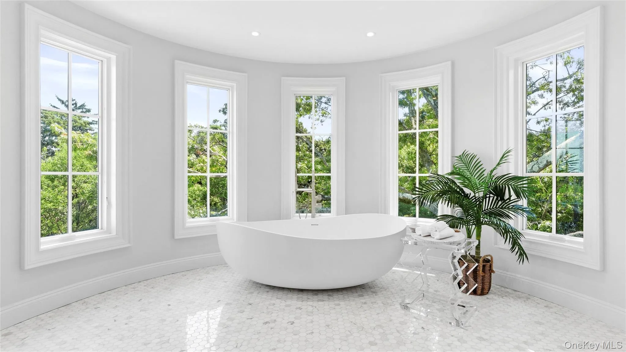 4 Shepherds Lane, North Hempstead, NY, 7 Bedrooms Bedrooms, 17 Rooms Rooms,9 BathroomsBathrooms,Residential,For Rent,Shepherds,0,1028137 4 Shepherds Lane, North Hempstead, NY, 7 Bedrooms Bedrooms, 17 Rooms Rooms,9 BathroomsBathrooms,Residential,For Rent,Shepherds,0,1028137