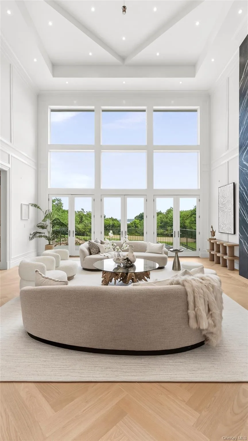 4 Shepherds Lane, North Hempstead, NY, 7 Bedrooms Bedrooms, 17 Rooms Rooms,9 BathroomsBathrooms,Residential,For Rent,Shepherds,0,1028137 4 Shepherds Lane, North Hempstead, NY, 7 Bedrooms Bedrooms, 17 Rooms Rooms,9 BathroomsBathrooms,Residential,For Rent,Shepherds,0,1028137