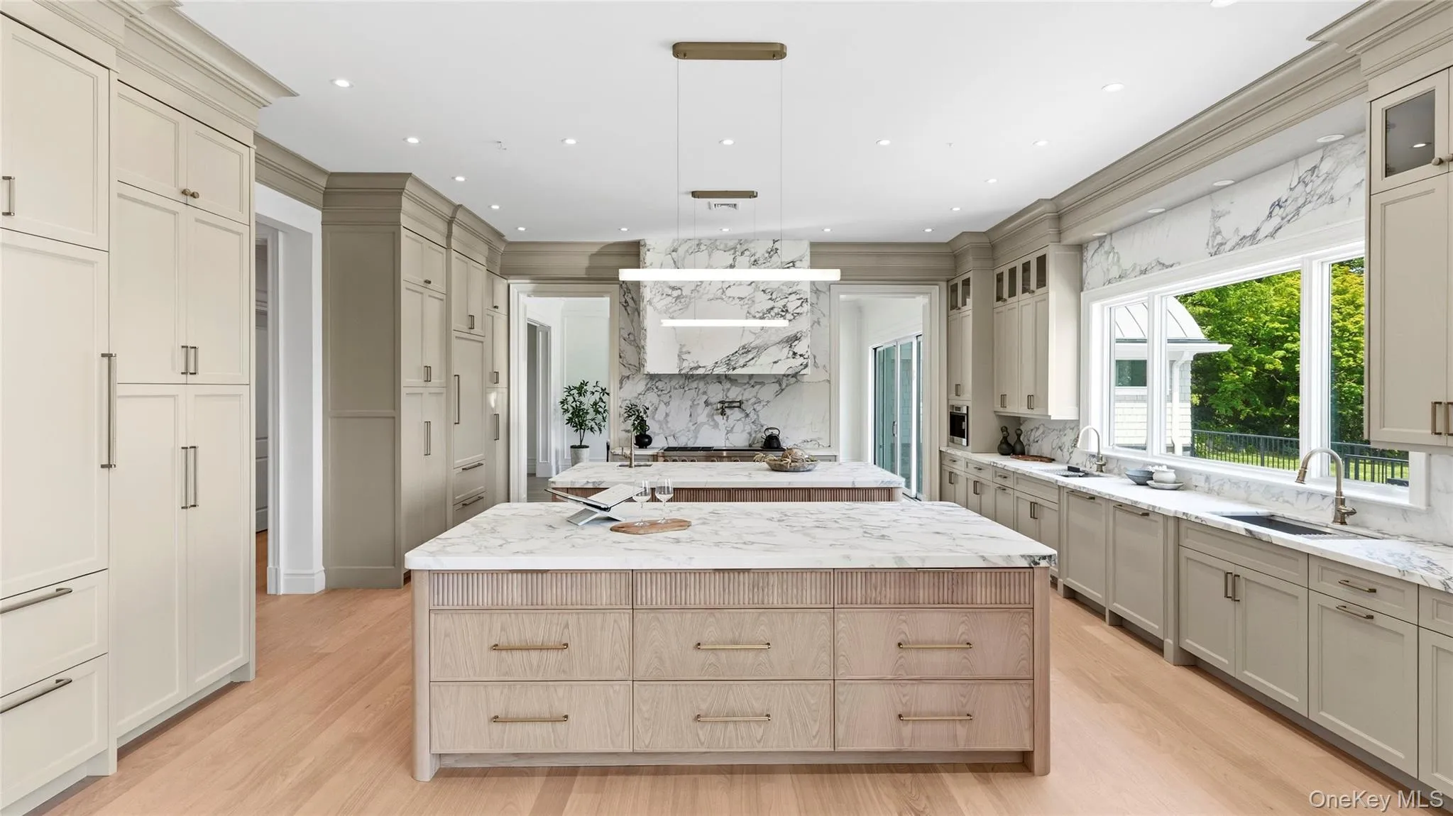 4 Shepherds Lane, North Hempstead, NY, 7 Bedrooms Bedrooms, 17 Rooms Rooms,9 BathroomsBathrooms,Residential,For Rent,Shepherds,0,1028137 4 Shepherds Lane, North Hempstead, NY, 7 Bedrooms Bedrooms, 17 Rooms Rooms,9 BathroomsBathrooms,Residential,For Rent,Shepherds,0,1028137