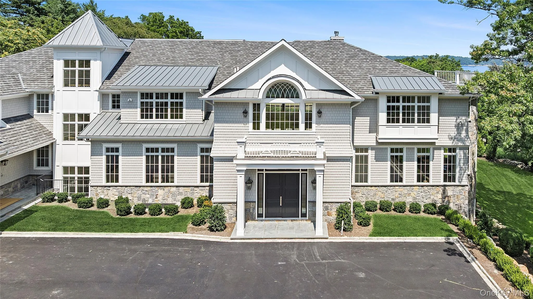 4 Shepherds Lane, North Hempstead, NY, 7 Bedrooms Bedrooms, 17 Rooms Rooms,9 BathroomsBathrooms,Residential,For Rent,Shepherds,0,1028137 4 Shepherds Lane, North Hempstead, NY, 7 Bedrooms Bedrooms, 17 Rooms Rooms,9 BathroomsBathrooms,Residential,For Rent,Shepherds,0,1028137