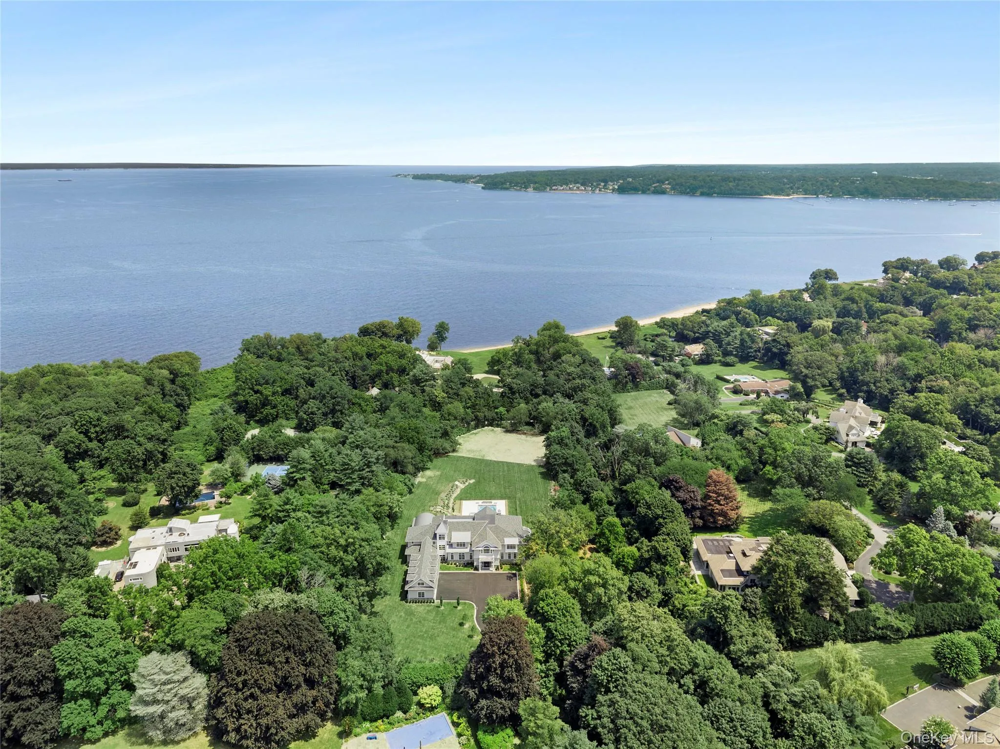 4 Shepherds Lane, North Hempstead, NY, 7 Bedrooms Bedrooms, 17 Rooms Rooms,9 BathroomsBathrooms,Residential,For Rent,Shepherds,0,1028137 4 Shepherds Lane, North Hempstead, NY, 7 Bedrooms Bedrooms, 17 Rooms Rooms,9 BathroomsBathrooms,Residential,For Rent,Shepherds,0,1028137