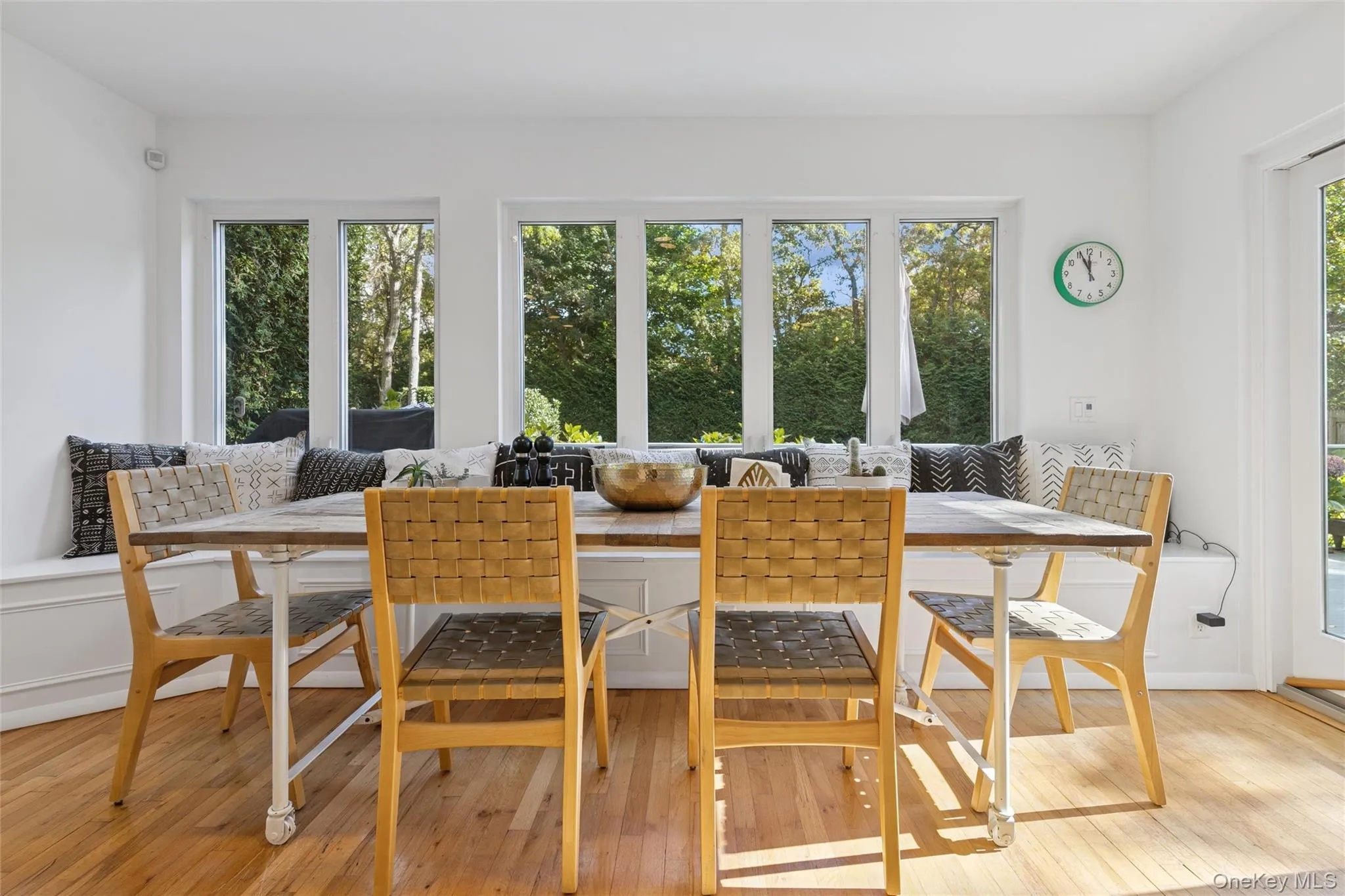 4 Morris Court, Southampton, NY, 4 Bedrooms Bedrooms, 7 Rooms Rooms,3 BathroomsBathrooms,Residential Lease,For Rent,Morris,0,1028139 4 Morris Court, Southampton, NY, 4 Bedrooms Bedrooms, 7 Rooms Rooms,3 BathroomsBathrooms,Residential Lease,For Rent,Morris,0,1028139