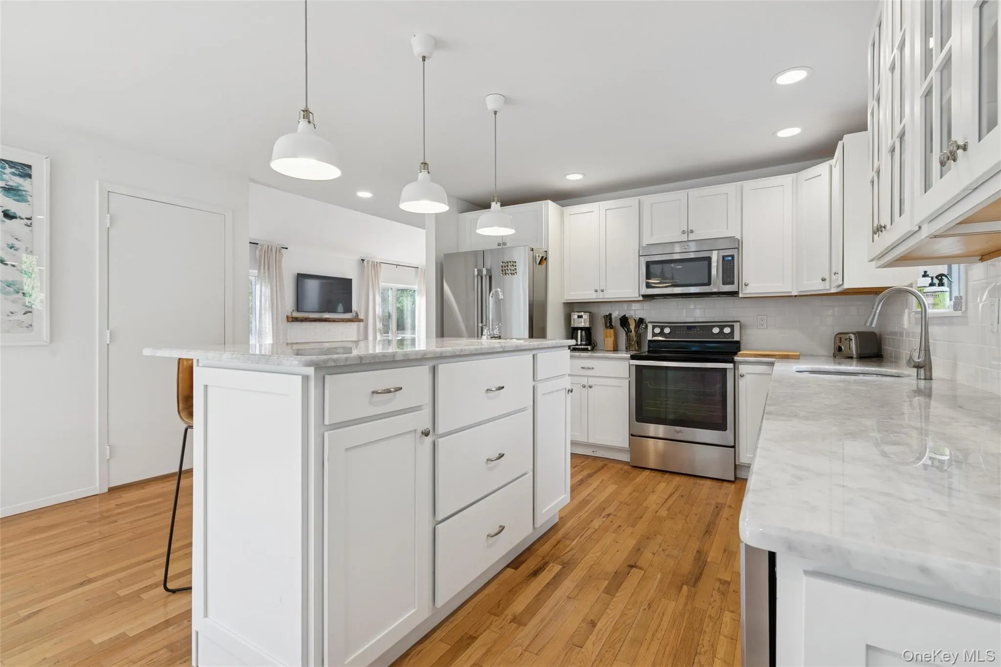 4 Morris Court, Southampton, NY, 4 Bedrooms Bedrooms, 7 Rooms Rooms,3 BathroomsBathrooms,Residential Lease,For Rent,Morris,0,1028139 4 Morris Court, Southampton, NY, 4 Bedrooms Bedrooms, 7 Rooms Rooms,3 BathroomsBathrooms,Residential Lease,For Rent,Morris,0,1028139