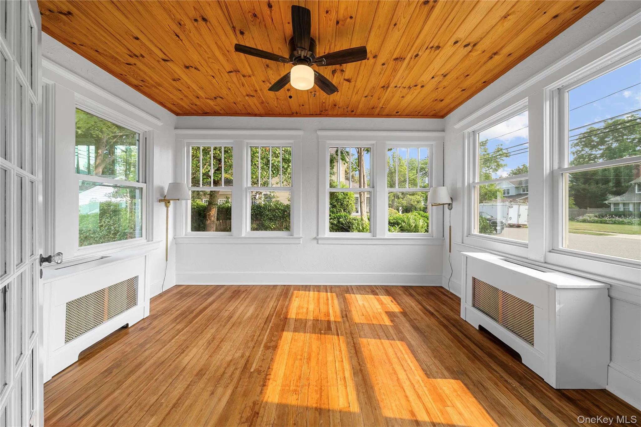 29 Colton Avenue, Islip, NY, 4 Bedrooms Bedrooms, 8 Rooms Rooms,1 BathroomBathrooms,Residential,For Rent,Colton,0,1028140 29 Colton Avenue, Islip, NY, 4 Bedrooms Bedrooms, 8 Rooms Rooms,1 BathroomBathrooms,Residential,For Rent,Colton,0,1028140