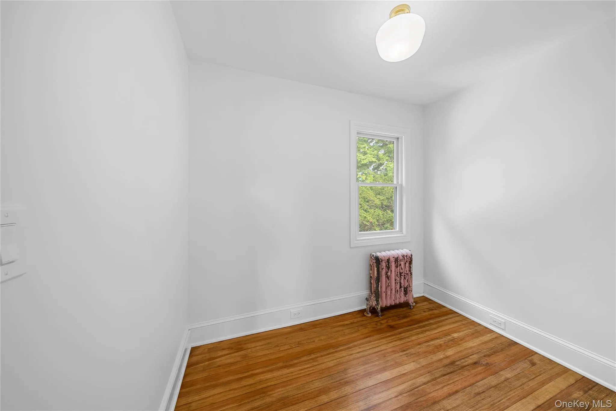 29 Colton Avenue, Islip, NY, 4 Bedrooms Bedrooms, 8 Rooms Rooms,1 BathroomBathrooms,Residential,For Rent,Colton,0,1028140 29 Colton Avenue, Islip, NY, 4 Bedrooms Bedrooms, 8 Rooms Rooms,1 BathroomBathrooms,Residential,For Rent,Colton,0,1028140