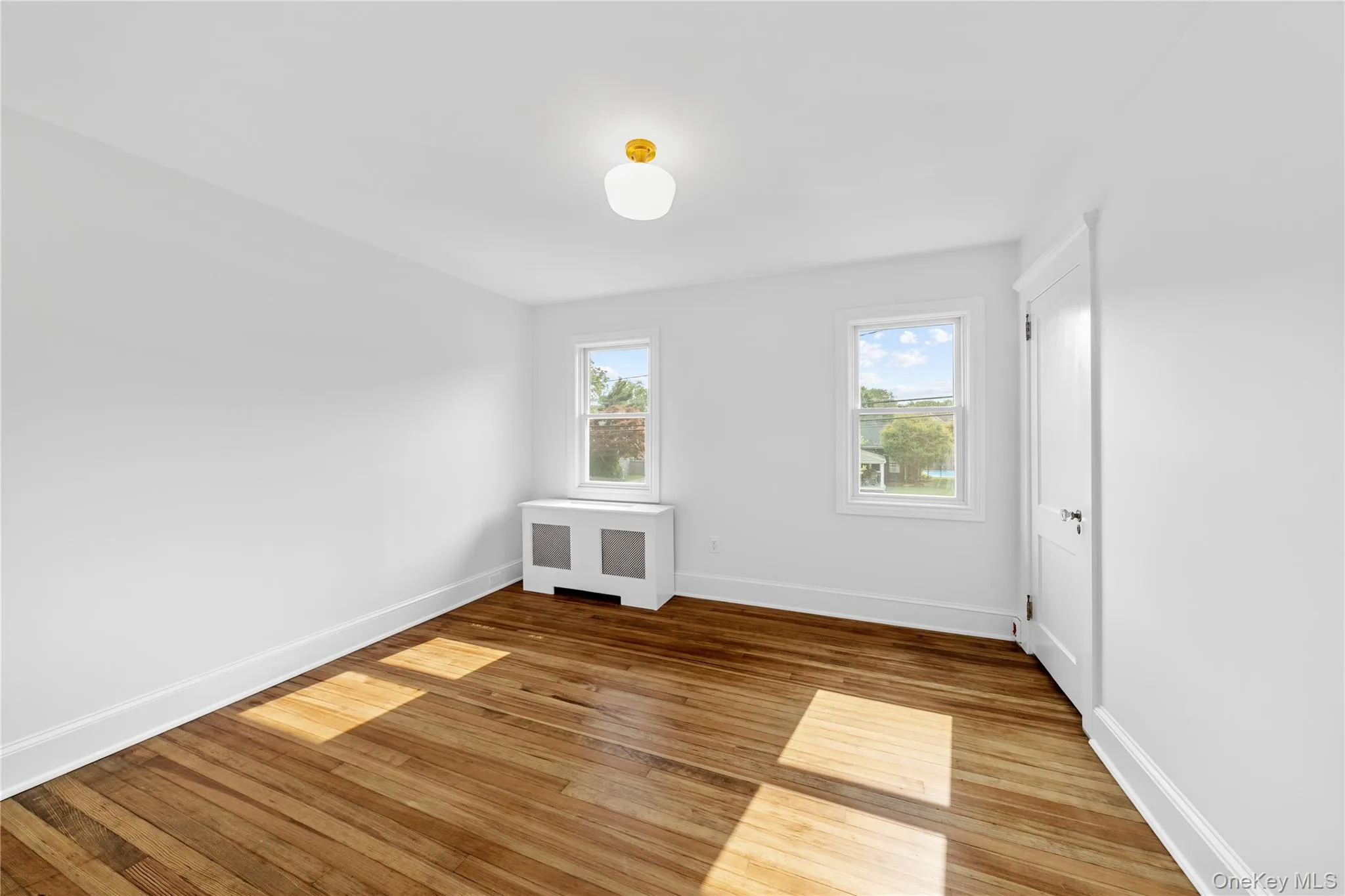 29 Colton Avenue, Islip, NY, 4 Bedrooms Bedrooms, 8 Rooms Rooms,1 BathroomBathrooms,Residential,For Rent,Colton,0,1028140 29 Colton Avenue, Islip, NY, 4 Bedrooms Bedrooms, 8 Rooms Rooms,1 BathroomBathrooms,Residential,For Rent,Colton,0,1028140