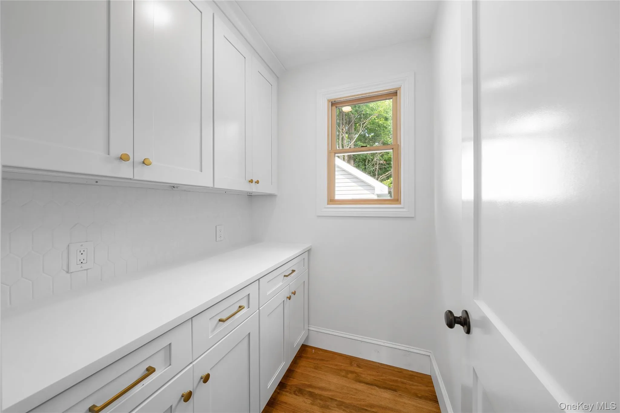 29 Colton Avenue, Islip, NY, 4 Bedrooms Bedrooms, 8 Rooms Rooms,1 BathroomBathrooms,Residential,For Rent,Colton,0,1028140 29 Colton Avenue, Islip, NY, 4 Bedrooms Bedrooms, 8 Rooms Rooms,1 BathroomBathrooms,Residential,For Rent,Colton,0,1028140