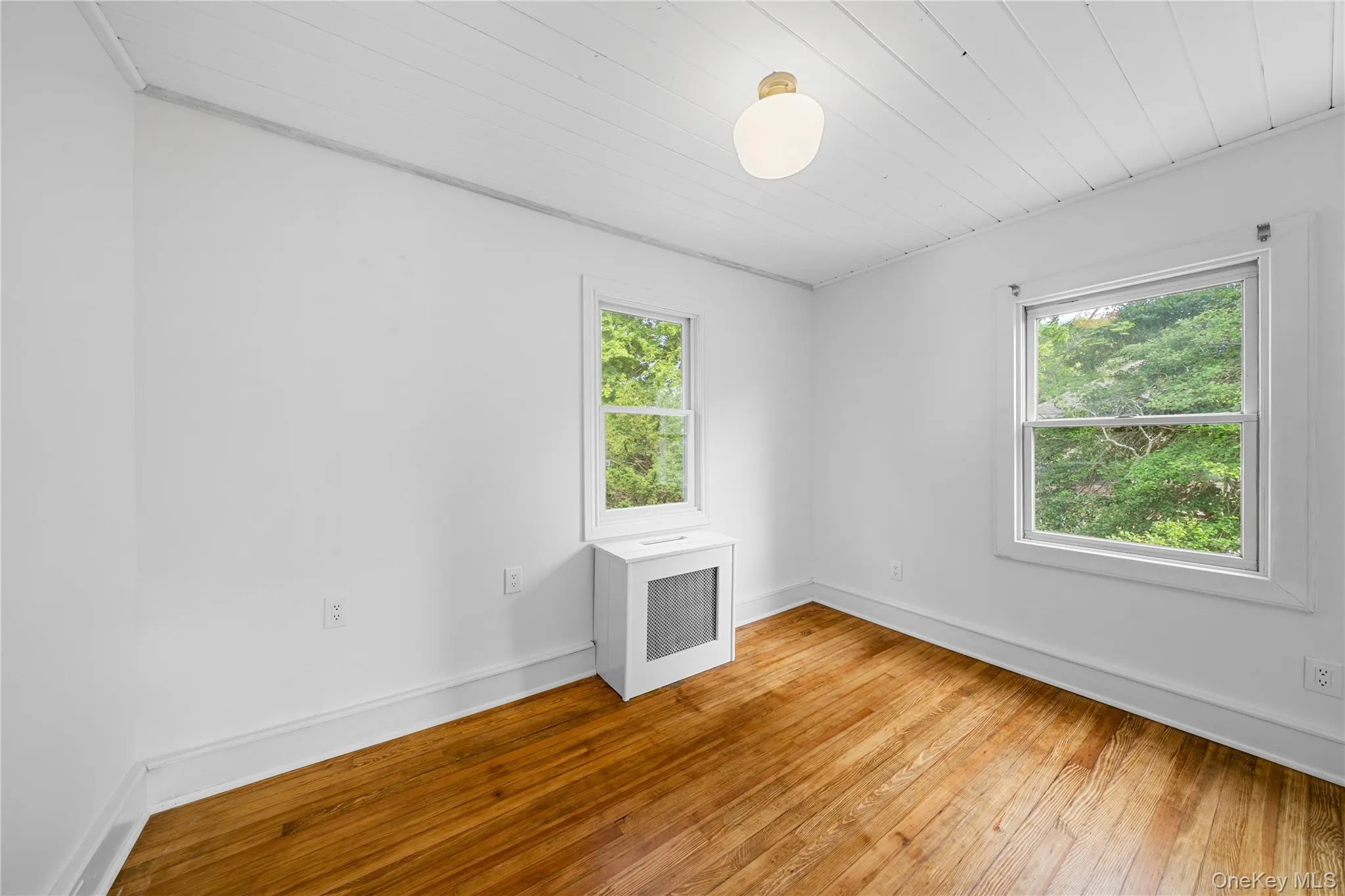 29 Colton Avenue, Islip, NY, 4 Bedrooms Bedrooms, 8 Rooms Rooms,1 BathroomBathrooms,Residential,For Rent,Colton,0,1028140 29 Colton Avenue, Islip, NY, 4 Bedrooms Bedrooms, 8 Rooms Rooms,1 BathroomBathrooms,Residential,For Rent,Colton,0,1028140