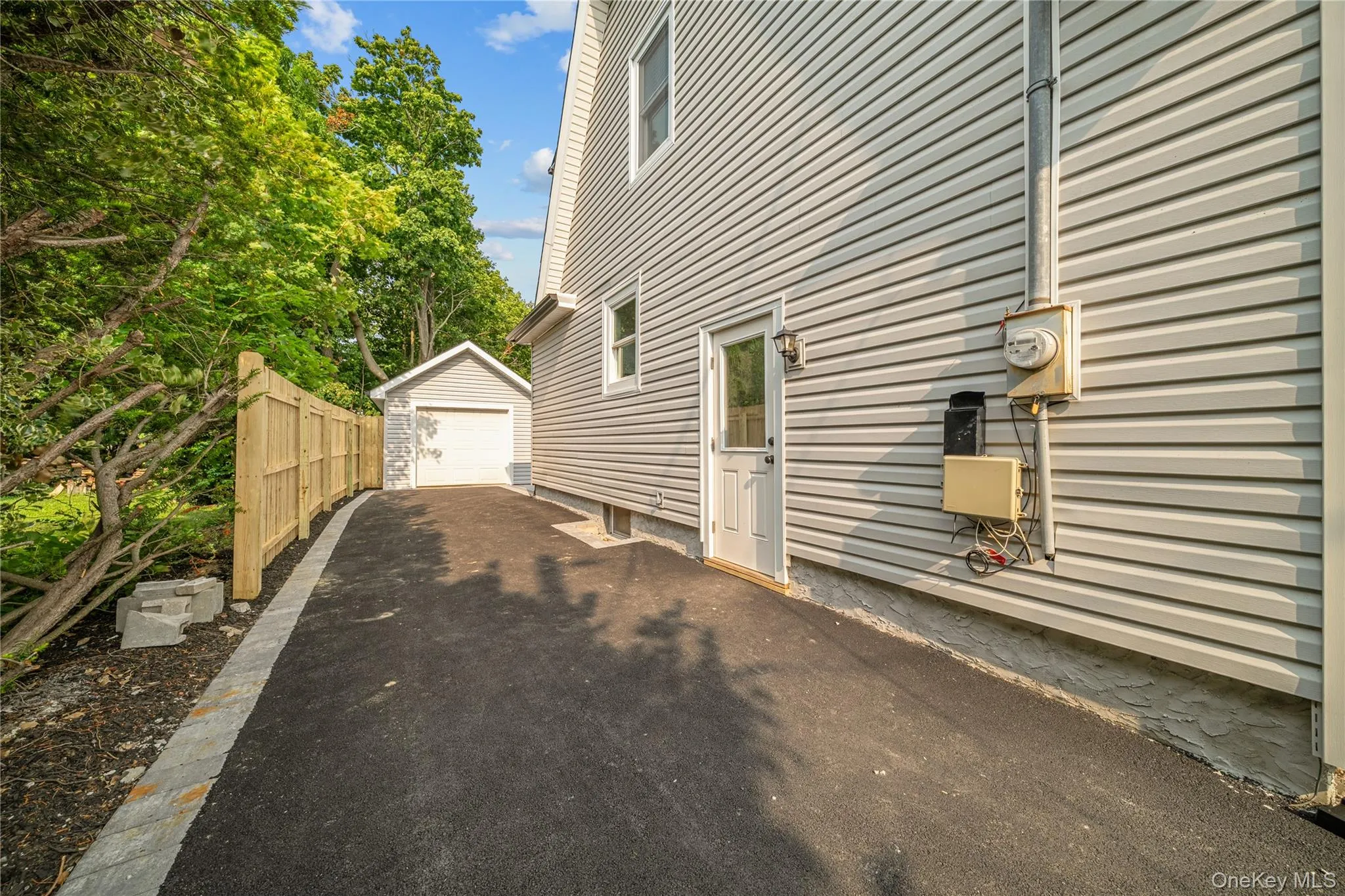 29 Colton Avenue, Islip, NY, 4 Bedrooms Bedrooms, 8 Rooms Rooms,1 BathroomBathrooms,Residential,For Rent,Colton,0,1028140 29 Colton Avenue, Islip, NY, 4 Bedrooms Bedrooms, 8 Rooms Rooms,1 BathroomBathrooms,Residential,For Rent,Colton,0,1028140