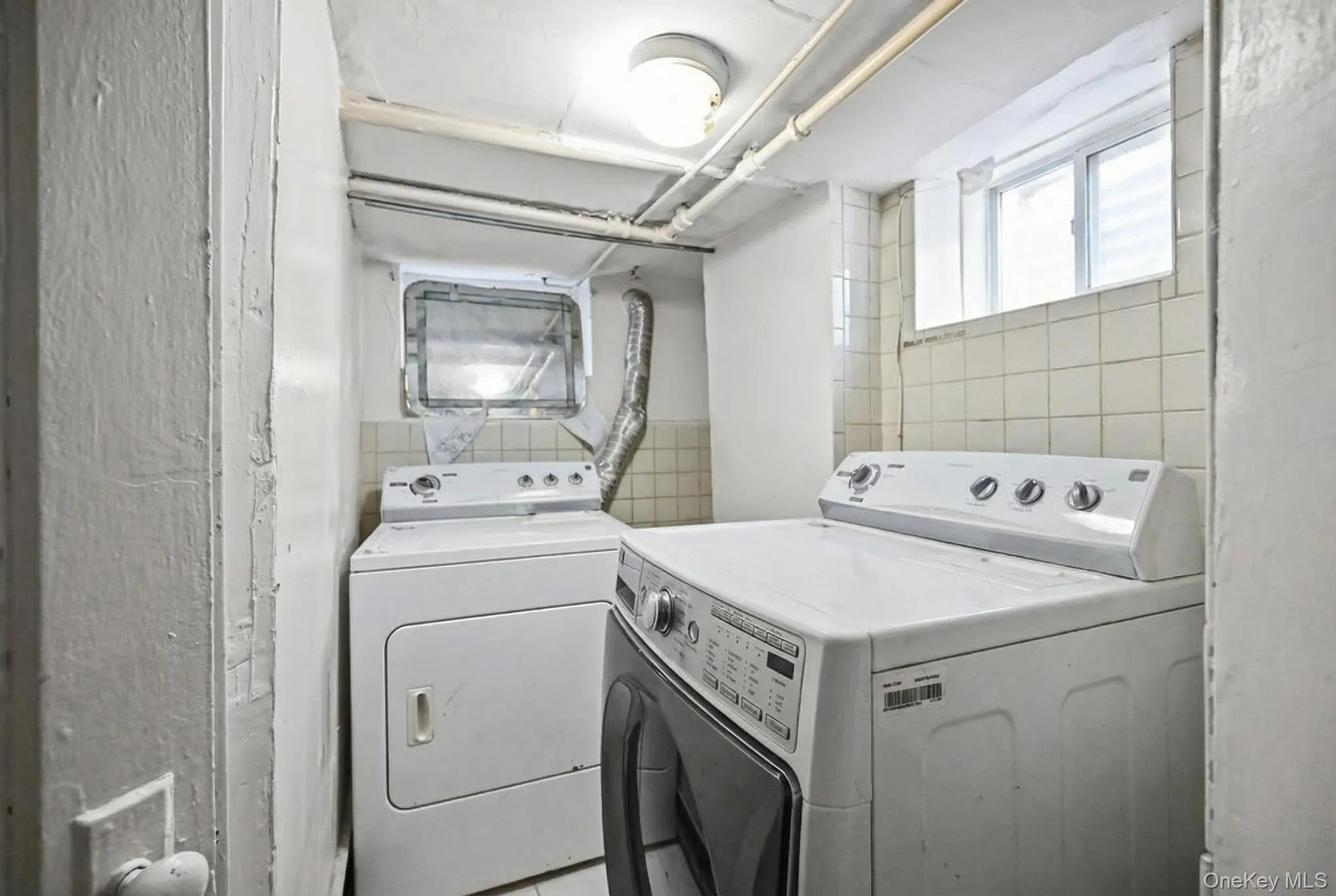 19217 Williamson Avenue, New York, NY, 3 Bedrooms Bedrooms, 9 Rooms Rooms,2 BathroomsBathrooms,Residential,For Rent,Williamson,0,1028142 19217 Williamson Avenue, New York, NY, 3 Bedrooms Bedrooms, 9 Rooms Rooms,2 BathroomsBathrooms,Residential,For Rent,Williamson,0,1028142