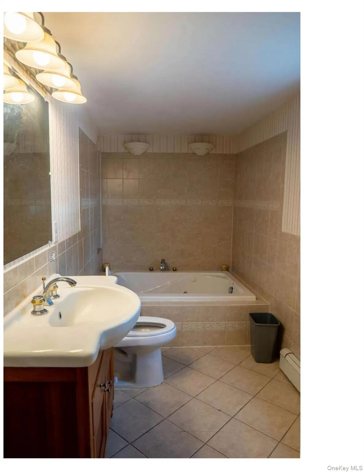27 Lakeland Street, Islip, NY, 4 Bedrooms Bedrooms, 9 Rooms Rooms,2 BathroomsBathrooms,Residential,For Rent,Lakeland,0,1028145 27 Lakeland Street, Islip, NY, 4 Bedrooms Bedrooms, 9 Rooms Rooms,2 BathroomsBathrooms,Residential,For Rent,Lakeland,0,1028145