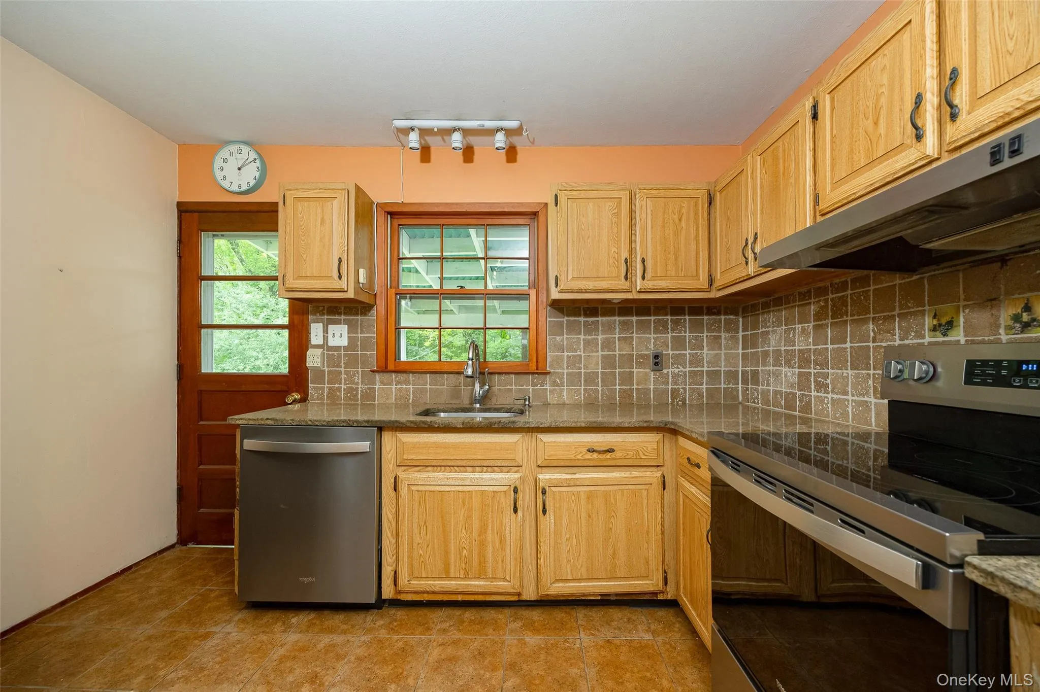 28 Robert Lane, Wappinger, NY, 3 Bedrooms Bedrooms, 11 Rooms Rooms,1 BathroomBathrooms,Residential,For Rent,Robert,0,1028148 28 Robert Lane, Wappinger, NY, 3 Bedrooms Bedrooms, 11 Rooms Rooms,1 BathroomBathrooms,Residential,For Rent,Robert,0,1028148