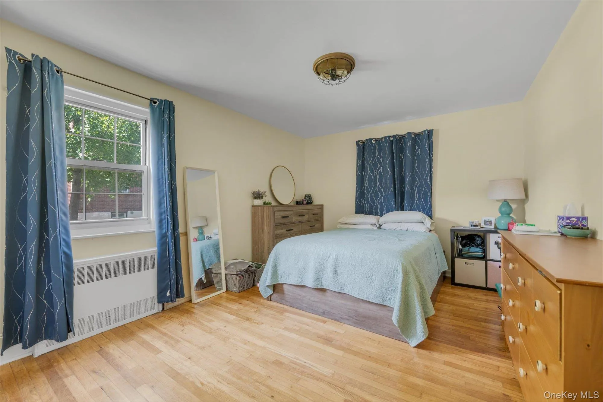 69-23 213 Street, New York, NY, 1 Bedroom Bedrooms, 3 Rooms Rooms,1 BathroomBathrooms,Residential,For Rent,213,0,1028153 69-23 213 Street, New York, NY, 1 Bedroom Bedrooms, 3 Rooms Rooms,1 BathroomBathrooms,Residential,For Rent,213,0,1028153
