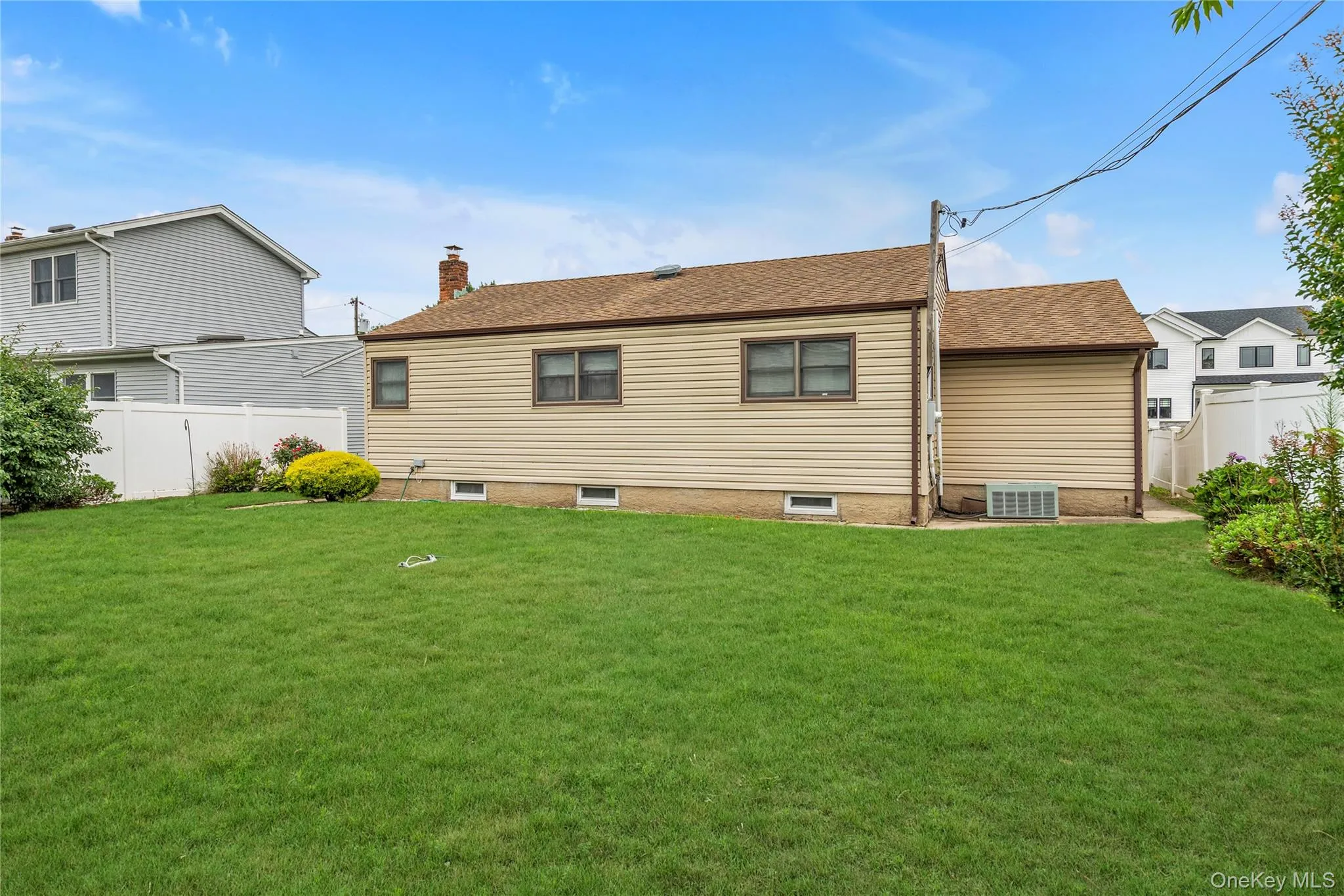 29 Westbury Avenue, Oyster Bay, NY, 3 Bedrooms Bedrooms, 5 Rooms Rooms,1 BathroomBathrooms,Residential,For Rent,Westbury,0,1028156 29 Westbury Avenue, Oyster Bay, NY, 3 Bedrooms Bedrooms, 5 Rooms Rooms,1 BathroomBathrooms,Residential,For Rent,Westbury,0,1028156