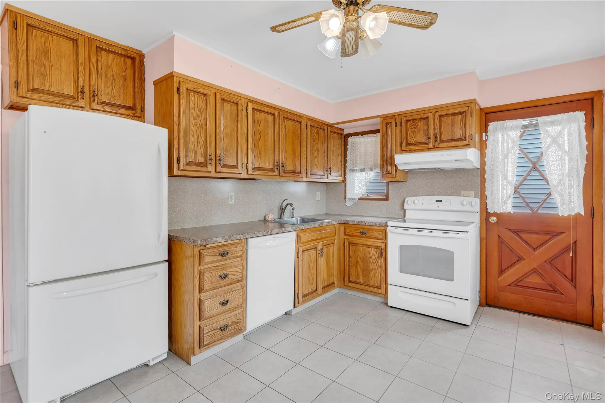 29 Westbury Avenue, Oyster Bay, NY, 3 Bedrooms Bedrooms, 5 Rooms Rooms,1 BathroomBathrooms,Residential,For Rent,Westbury,0,1028156 29 Westbury Avenue, Oyster Bay, NY, 3 Bedrooms Bedrooms, 5 Rooms Rooms,1 BathroomBathrooms,Residential,For Rent,Westbury,0,1028156
