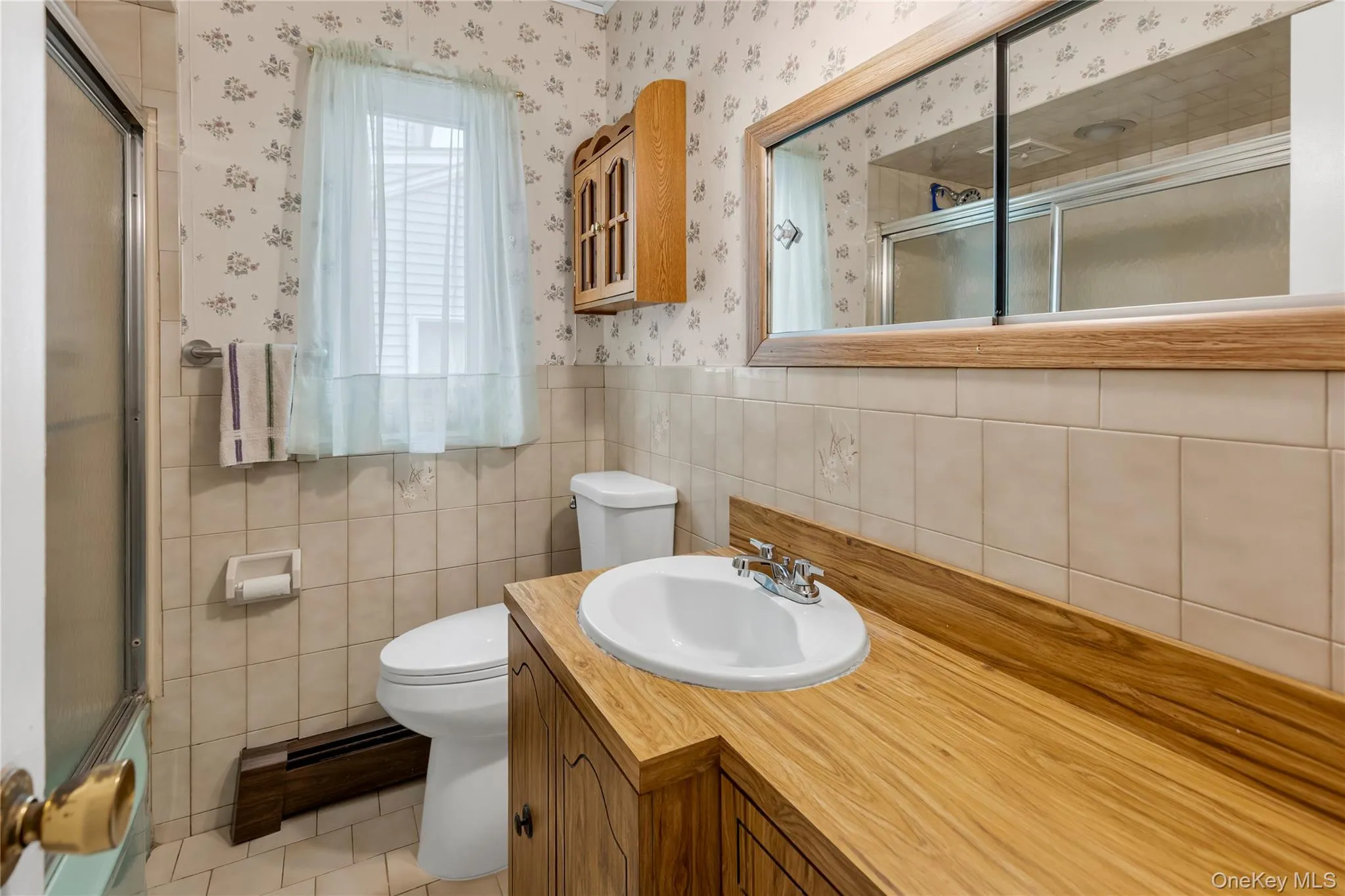 29 Westbury Avenue, Oyster Bay, NY, 3 Bedrooms Bedrooms, 5 Rooms Rooms,1 BathroomBathrooms,Residential,For Rent,Westbury,0,1028156 29 Westbury Avenue, Oyster Bay, NY, 3 Bedrooms Bedrooms, 5 Rooms Rooms,1 BathroomBathrooms,Residential,For Rent,Westbury,0,1028156