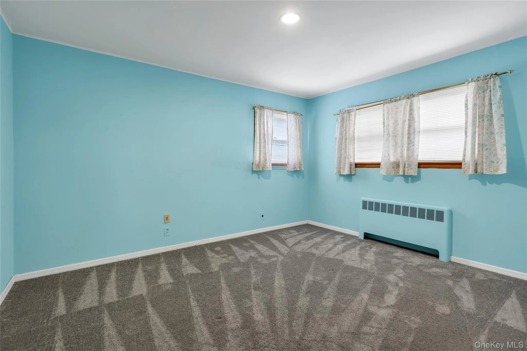 29 Westbury Avenue, Oyster Bay, NY, 3 Bedrooms Bedrooms, 5 Rooms Rooms,1 BathroomBathrooms,Residential,For Rent,Westbury,0,1028156 29 Westbury Avenue, Oyster Bay, NY, 3 Bedrooms Bedrooms, 5 Rooms Rooms,1 BathroomBathrooms,Residential,For Rent,Westbury,0,1028156