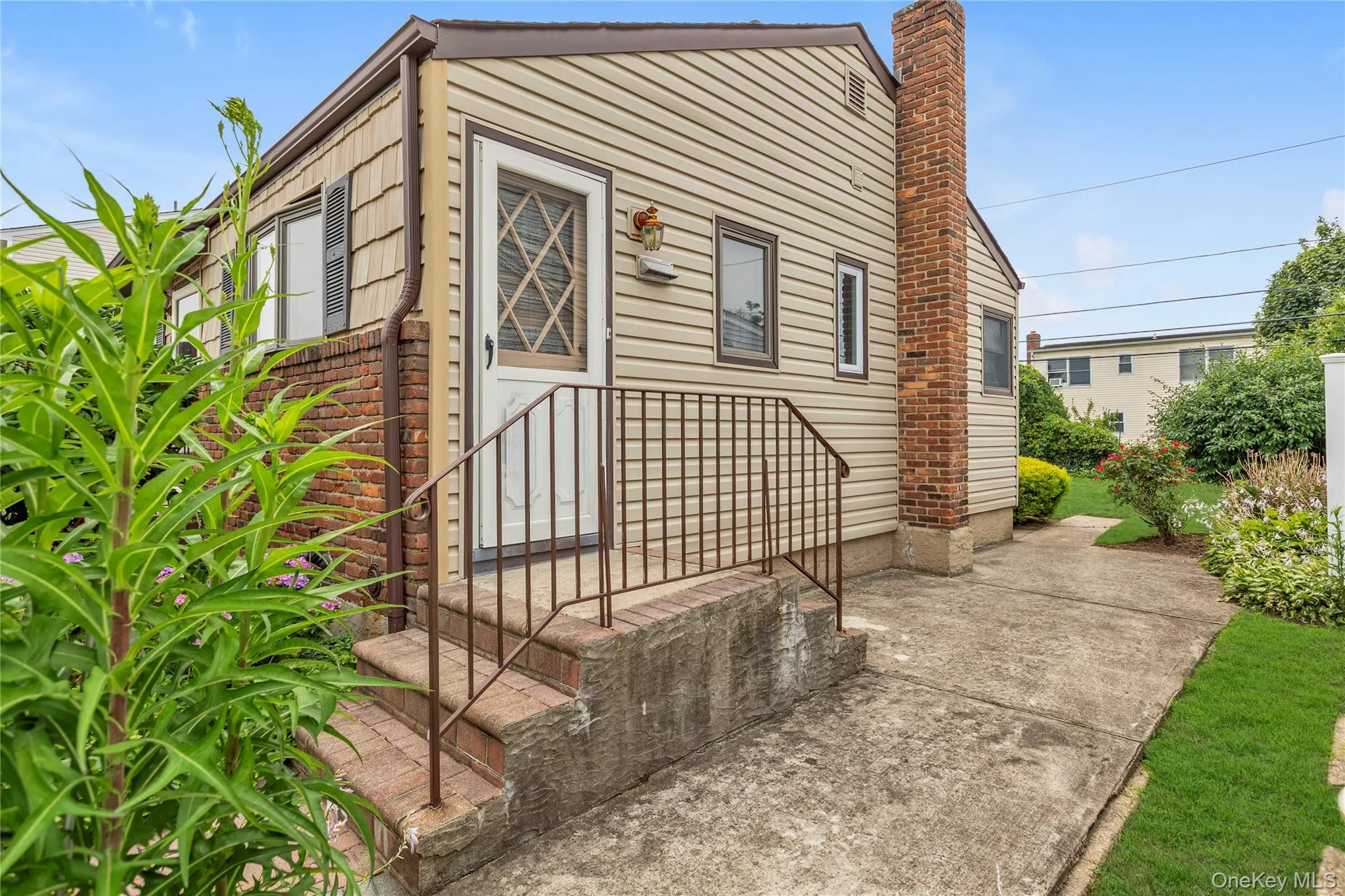 29 Westbury Avenue, Oyster Bay, NY, 3 Bedrooms Bedrooms, 5 Rooms Rooms,1 BathroomBathrooms,Residential,For Rent,Westbury,0,1028156 29 Westbury Avenue, Oyster Bay, NY, 3 Bedrooms Bedrooms, 5 Rooms Rooms,1 BathroomBathrooms,Residential,For Rent,Westbury,0,1028156