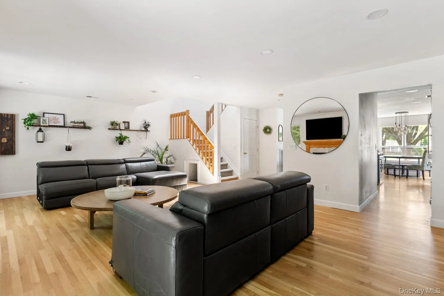 300 Pond View Lane, Smithtown, NY, 3 Bedrooms Bedrooms, 8 Rooms Rooms,2 BathroomsBathrooms,Residential,For Rent,Pond View,0,1028158 300 Pond View Lane, Smithtown, NY, 3 Bedrooms Bedrooms, 8 Rooms Rooms,2 BathroomsBathrooms,Residential,For Rent,Pond View,0,1028158