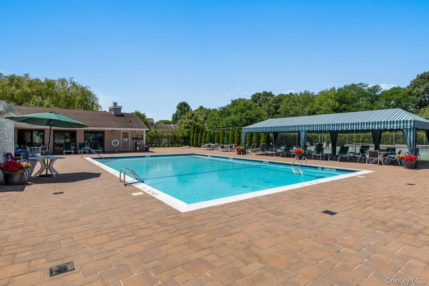 300 Pond View Lane, Smithtown, NY, 3 Bedrooms Bedrooms, 8 Rooms Rooms,2 BathroomsBathrooms,Residential,For Rent,Pond View,0,1028158 300 Pond View Lane, Smithtown, NY, 3 Bedrooms Bedrooms, 8 Rooms Rooms,2 BathroomsBathrooms,Residential,For Rent,Pond View,0,1028158