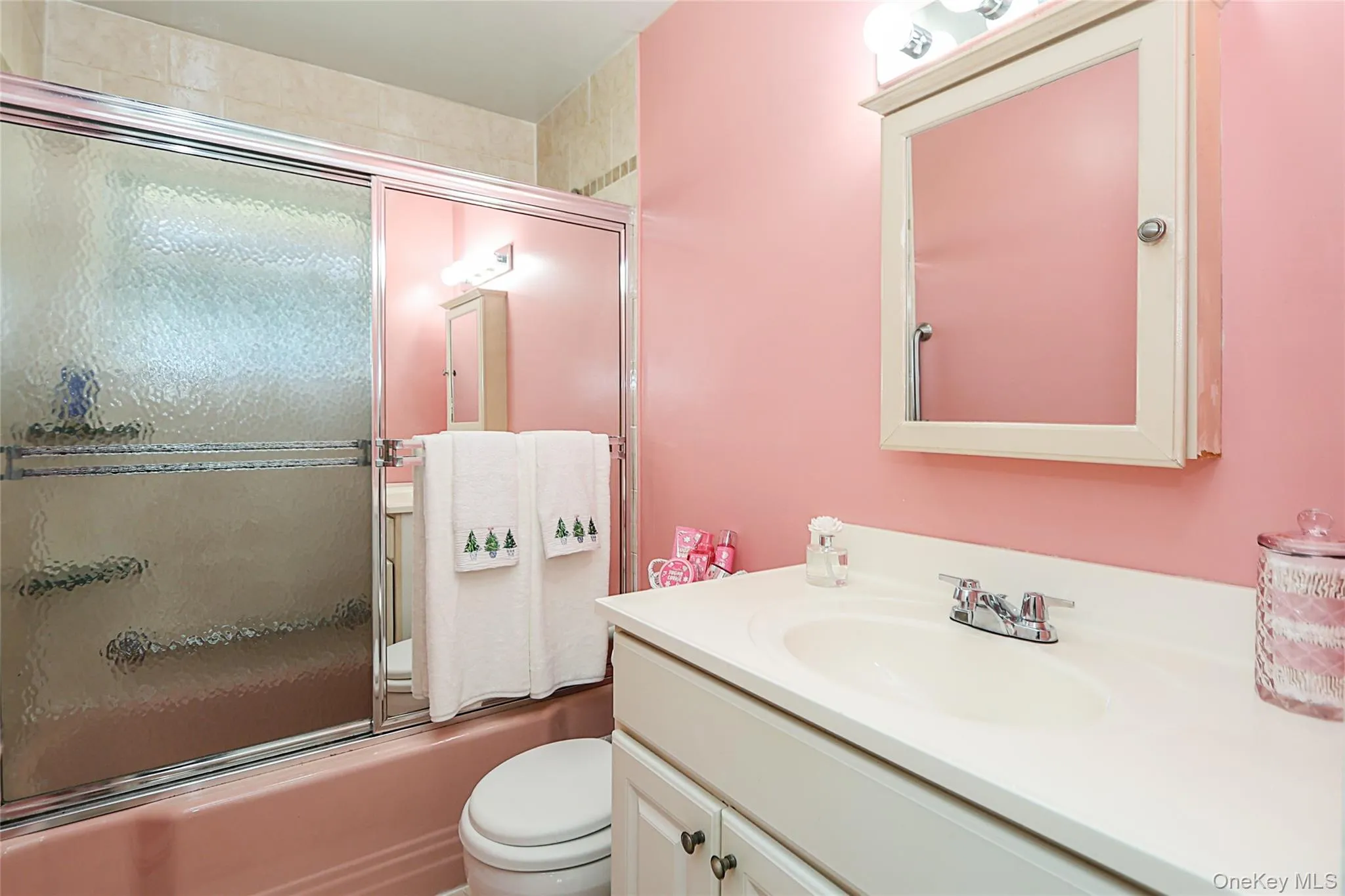 12 Millpage Drive, Oyster Bay, NY, 4 Bedrooms Bedrooms, 7 Rooms Rooms,1 BathroomBathrooms,Residential,For Rent,Millpage,0,1028159 12 Millpage Drive, Oyster Bay, NY, 4 Bedrooms Bedrooms, 7 Rooms Rooms,1 BathroomBathrooms,Residential,For Rent,Millpage,0,1028159