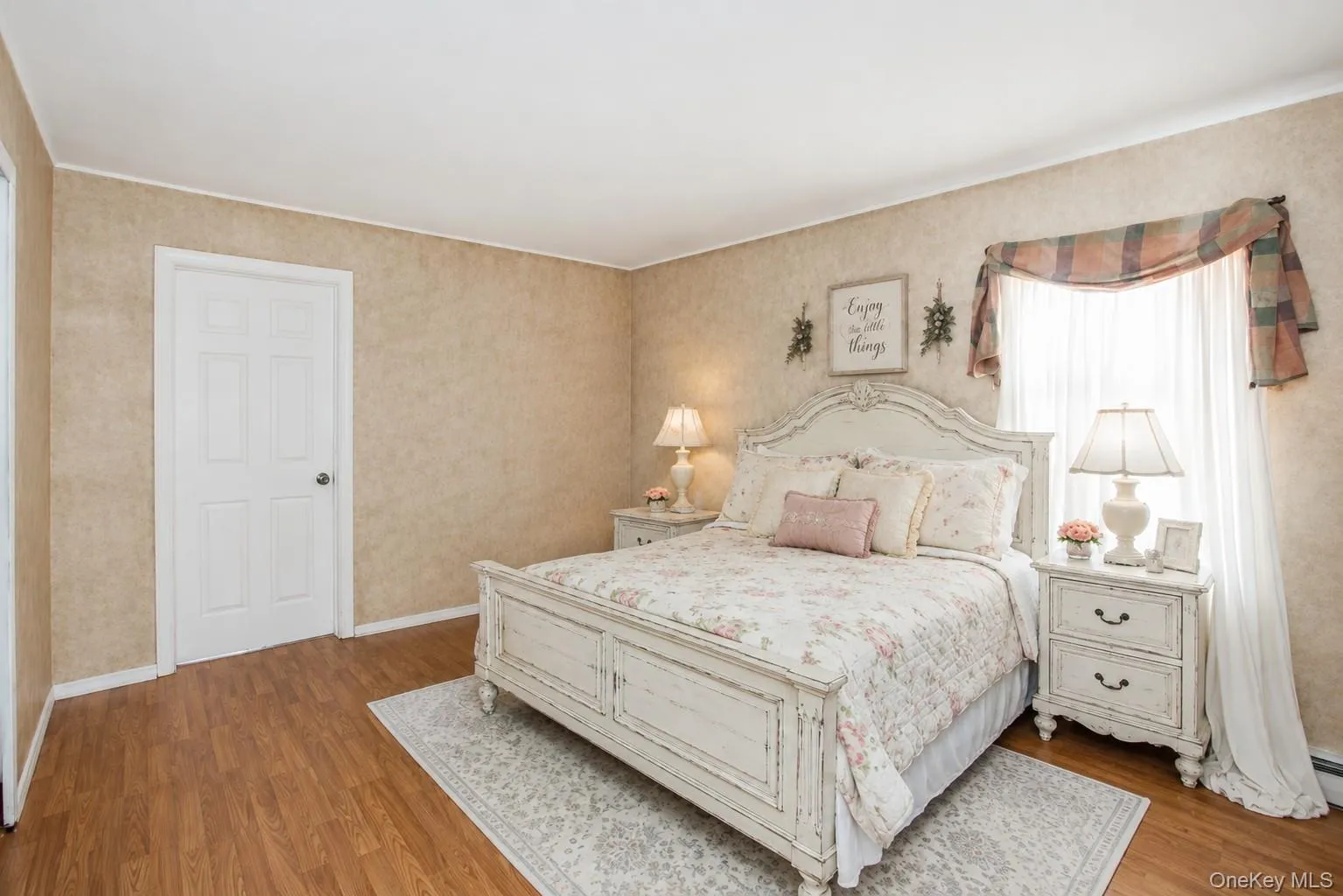 12 Millpage Drive, Oyster Bay, NY, 4 Bedrooms Bedrooms, 7 Rooms Rooms,1 BathroomBathrooms,Residential,For Rent,Millpage,0,1028159 12 Millpage Drive, Oyster Bay, NY, 4 Bedrooms Bedrooms, 7 Rooms Rooms,1 BathroomBathrooms,Residential,For Rent,Millpage,0,1028159