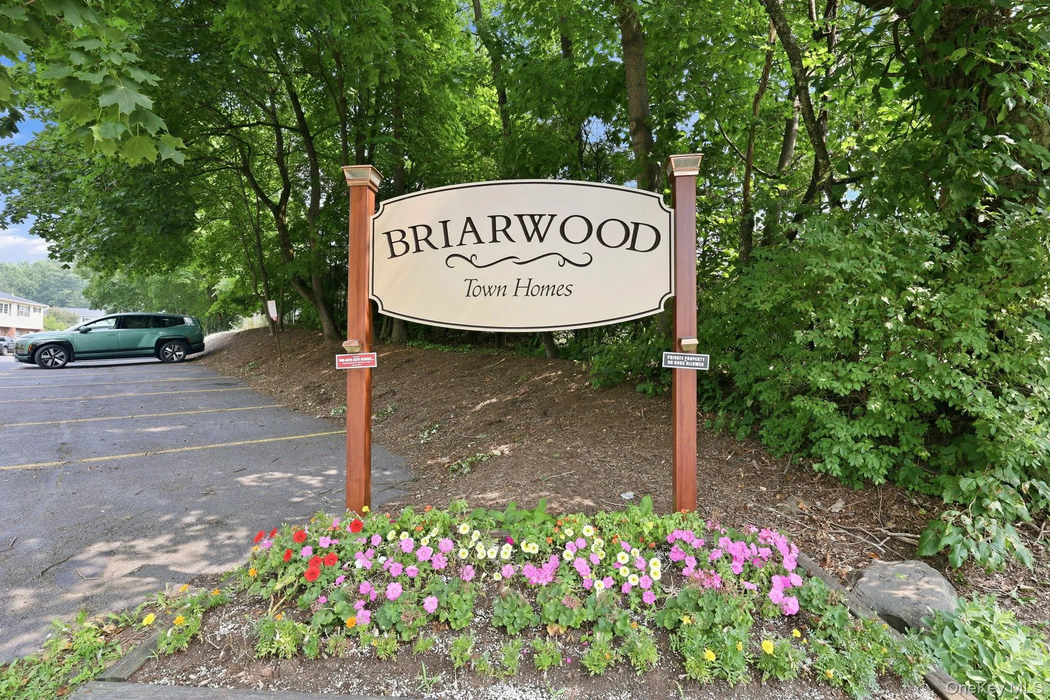 405 Briarwood Court, New Paltz, NY, 3 Bedrooms Bedrooms, 10 Rooms Rooms,2 BathroomsBathrooms,Residential,For Rent,Briarwood,0,1028161 405 Briarwood Court, New Paltz, NY, 3 Bedrooms Bedrooms, 10 Rooms Rooms,2 BathroomsBathrooms,Residential,For Rent,Briarwood,0,1028161