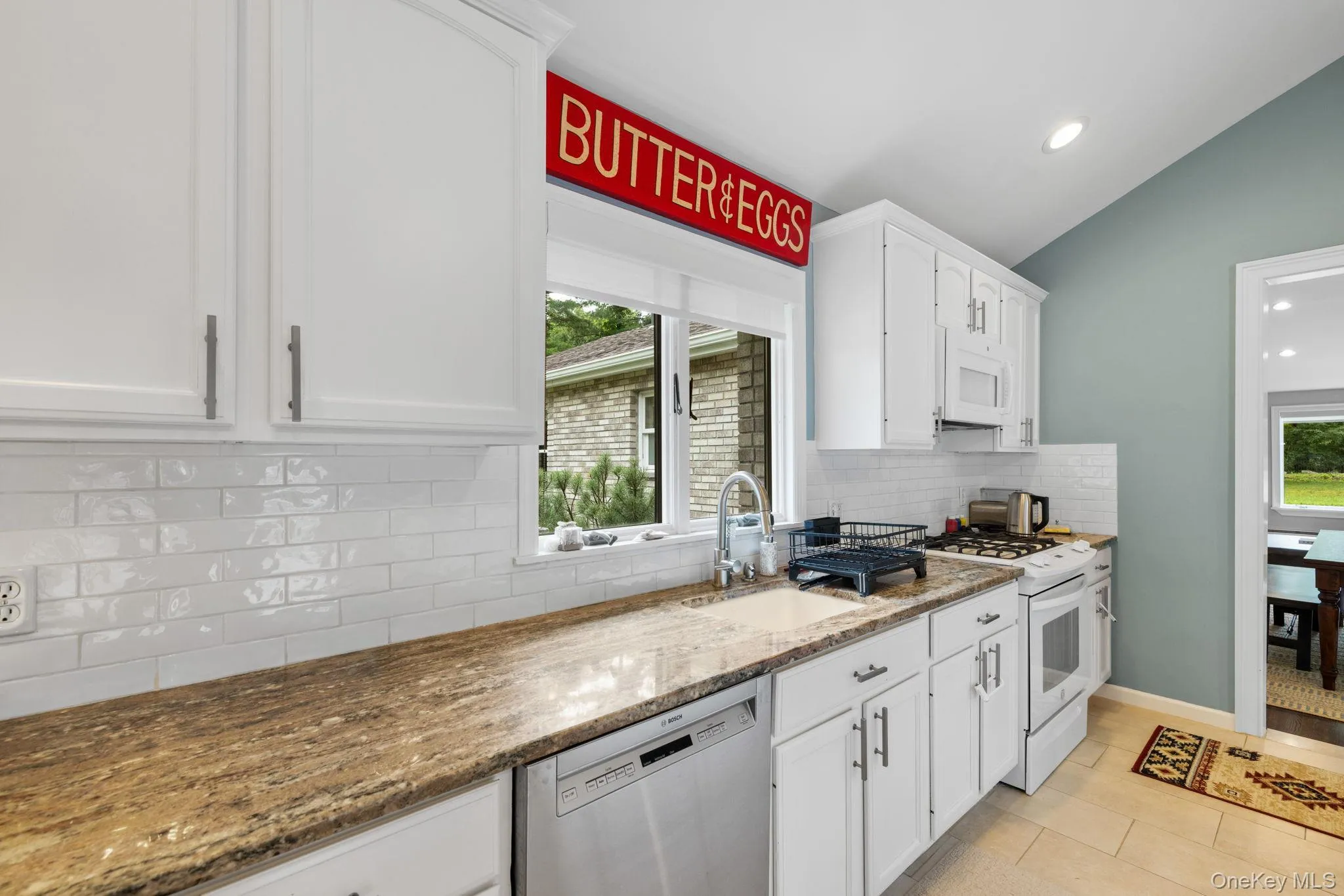 15 Green Hedges Lane, Orangetown, NY, 4 Bedrooms Bedrooms, 10 Rooms Rooms,3 BathroomsBathrooms,Residential,For Rent,Green Hedges,0,1028163 15 Green Hedges Lane, Orangetown, NY, 4 Bedrooms Bedrooms, 10 Rooms Rooms,3 BathroomsBathrooms,Residential,For Rent,Green Hedges,0,1028163