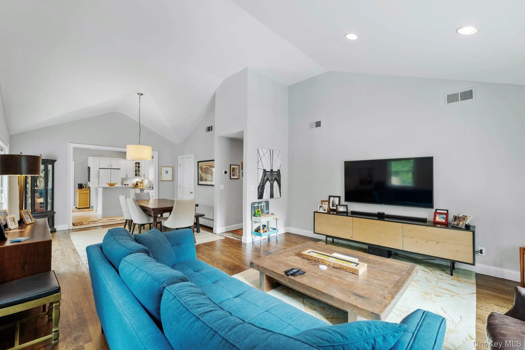 15 Green Hedges Lane, Orangetown, NY, 4 Bedrooms Bedrooms, 10 Rooms Rooms,3 BathroomsBathrooms,Residential,For Rent,Green Hedges,0,1028163 15 Green Hedges Lane, Orangetown, NY, 4 Bedrooms Bedrooms, 10 Rooms Rooms,3 BathroomsBathrooms,Residential,For Rent,Green Hedges,0,1028163