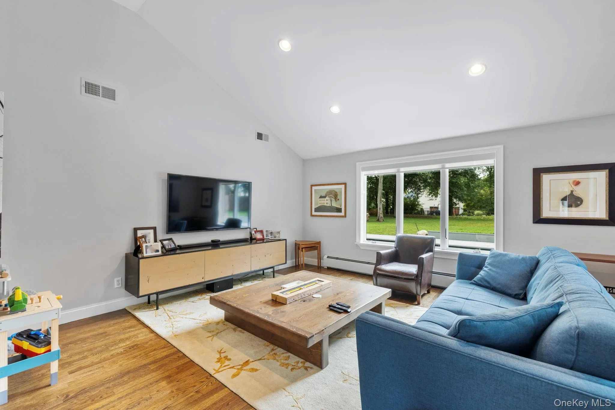 15 Green Hedges Lane, Orangetown, NY, 4 Bedrooms Bedrooms, 10 Rooms Rooms,3 BathroomsBathrooms,Residential,For Rent,Green Hedges,0,1028163 15 Green Hedges Lane, Orangetown, NY, 4 Bedrooms Bedrooms, 10 Rooms Rooms,3 BathroomsBathrooms,Residential,For Rent,Green Hedges,0,1028163