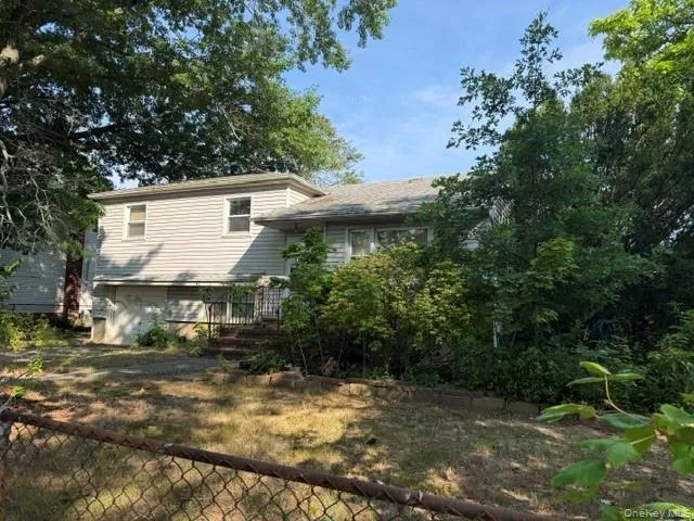 187 Thomas Powell Boulevard, Oyster Bay, NY, 3 Bedrooms Bedrooms, 7 Rooms Rooms,1 BathroomBathrooms,Residential,For Rent,Thomas Powell,0,1028165 187 Thomas Powell Boulevard, Oyster Bay, NY, 3 Bedrooms Bedrooms, 7 Rooms Rooms,1 BathroomBathrooms,Residential,For Rent,Thomas Powell,0,1028165