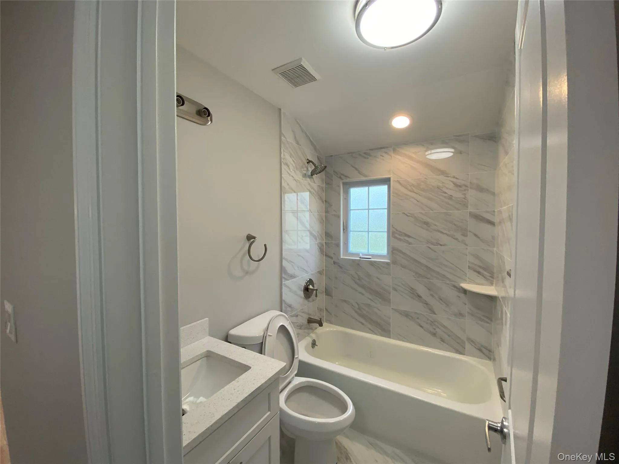 10 The Place, Oyster Bay, NY, 3 Bedrooms Bedrooms, 6 Rooms Rooms,1 BathroomBathrooms,Residential Lease,For Rent,The Place,0,1028169 10 The Place, Oyster Bay, NY, 3 Bedrooms Bedrooms, 6 Rooms Rooms,1 BathroomBathrooms,Residential Lease,For Rent,The Place,0,1028169