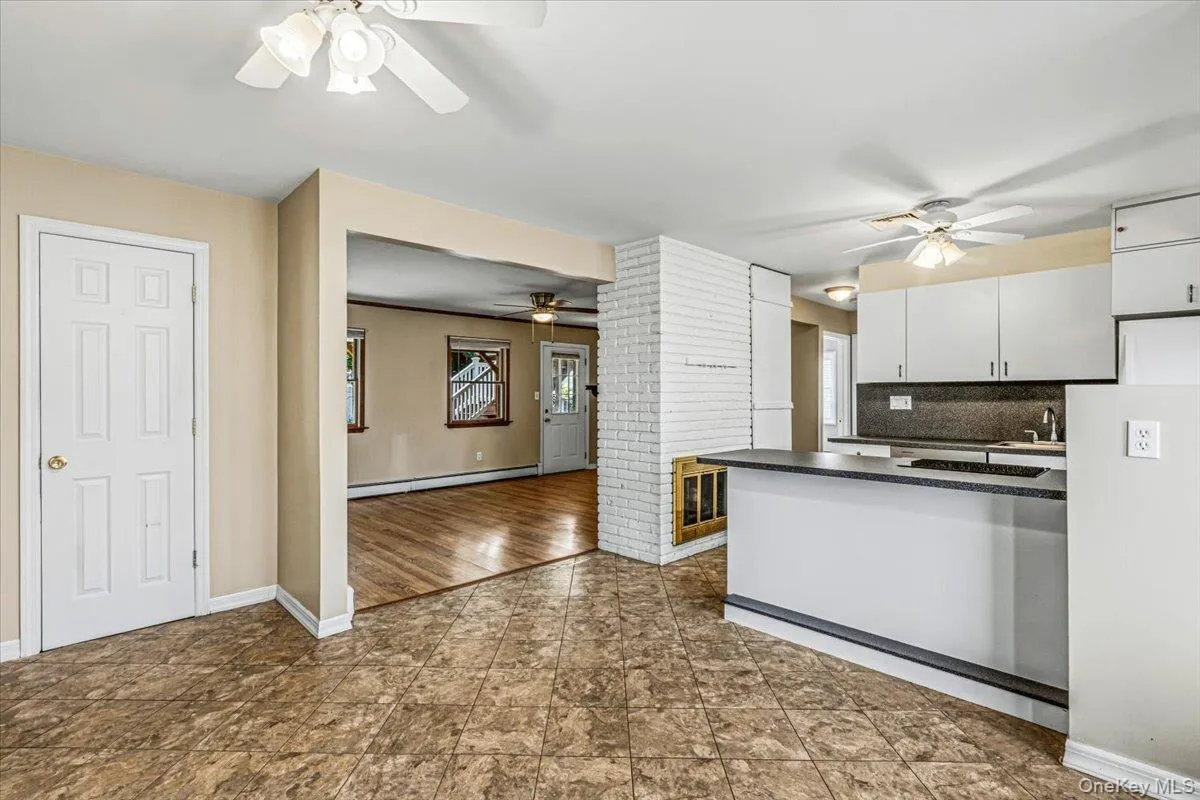 63 Kingfisher Road, Hempstead, NY, 4 Bedrooms Bedrooms, 11 Rooms Rooms,2 BathroomsBathrooms,Residential,For Rent,Kingfisher,0,1028173 63 Kingfisher Road, Hempstead, NY, 4 Bedrooms Bedrooms, 11 Rooms Rooms,2 BathroomsBathrooms,Residential,For Rent,Kingfisher,0,1028173