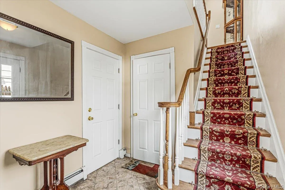63 Kingfisher Road, Hempstead, NY, 4 Bedrooms Bedrooms, 11 Rooms Rooms,2 BathroomsBathrooms,Residential,For Rent,Kingfisher,0,1028173 63 Kingfisher Road, Hempstead, NY, 4 Bedrooms Bedrooms, 11 Rooms Rooms,2 BathroomsBathrooms,Residential,For Rent,Kingfisher,0,1028173