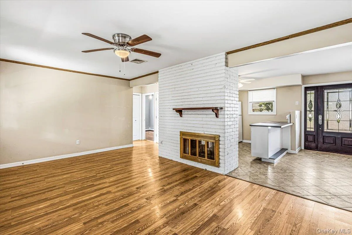 63 Kingfisher Road, Hempstead, NY, 4 Bedrooms Bedrooms, 11 Rooms Rooms,2 BathroomsBathrooms,Residential,For Rent,Kingfisher,0,1028173 63 Kingfisher Road, Hempstead, NY, 4 Bedrooms Bedrooms, 11 Rooms Rooms,2 BathroomsBathrooms,Residential,For Rent,Kingfisher,0,1028173