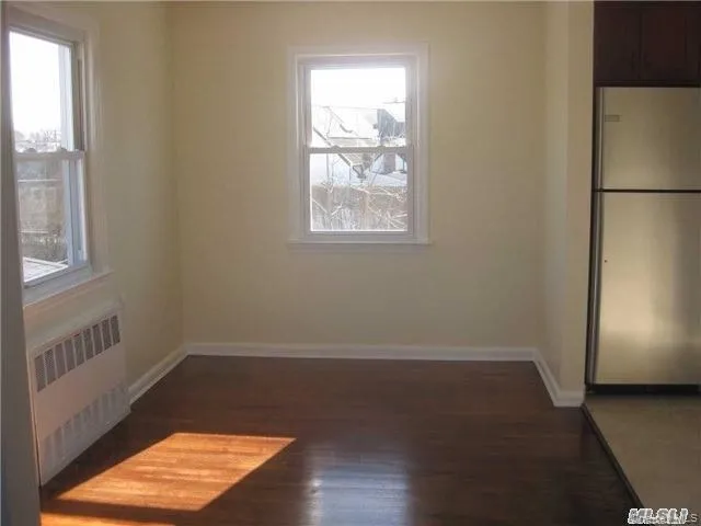 178 Walnut Street, Hempstead, NY, 2 Bedrooms Bedrooms, 5 Rooms Rooms,1 BathroomBathrooms,Residential Lease,For Rent,Walnut,0,1028174 178 Walnut Street, Hempstead, NY, 2 Bedrooms Bedrooms, 5 Rooms Rooms,1 BathroomBathrooms,Residential Lease,For Rent,Walnut,0,1028174