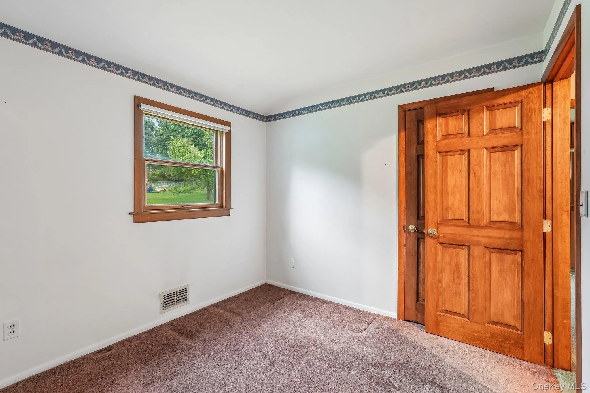 8 Victoria Drive, Clarkstown, NY, 4 Bedrooms Bedrooms, 8 Rooms Rooms,2 BathroomsBathrooms,Residential,For Rent,Victoria,0,1028175 8 Victoria Drive, Clarkstown, NY, 4 Bedrooms Bedrooms, 8 Rooms Rooms,2 BathroomsBathrooms,Residential,For Rent,Victoria,0,1028175
