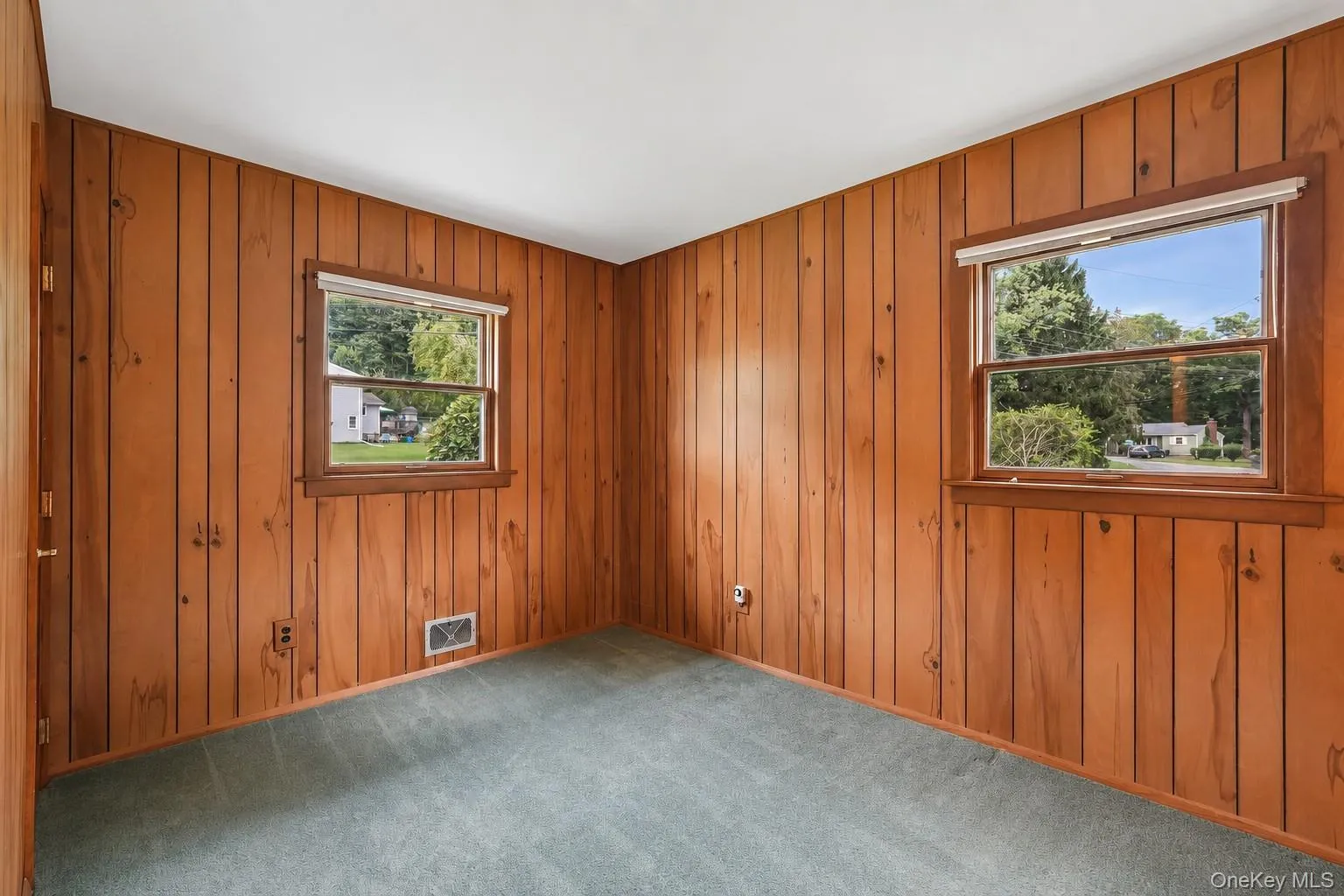 8 Victoria Drive, Clarkstown, NY, 4 Bedrooms Bedrooms, 8 Rooms Rooms,2 BathroomsBathrooms,Residential,For Rent,Victoria,0,1028175 8 Victoria Drive, Clarkstown, NY, 4 Bedrooms Bedrooms, 8 Rooms Rooms,2 BathroomsBathrooms,Residential,For Rent,Victoria,0,1028175