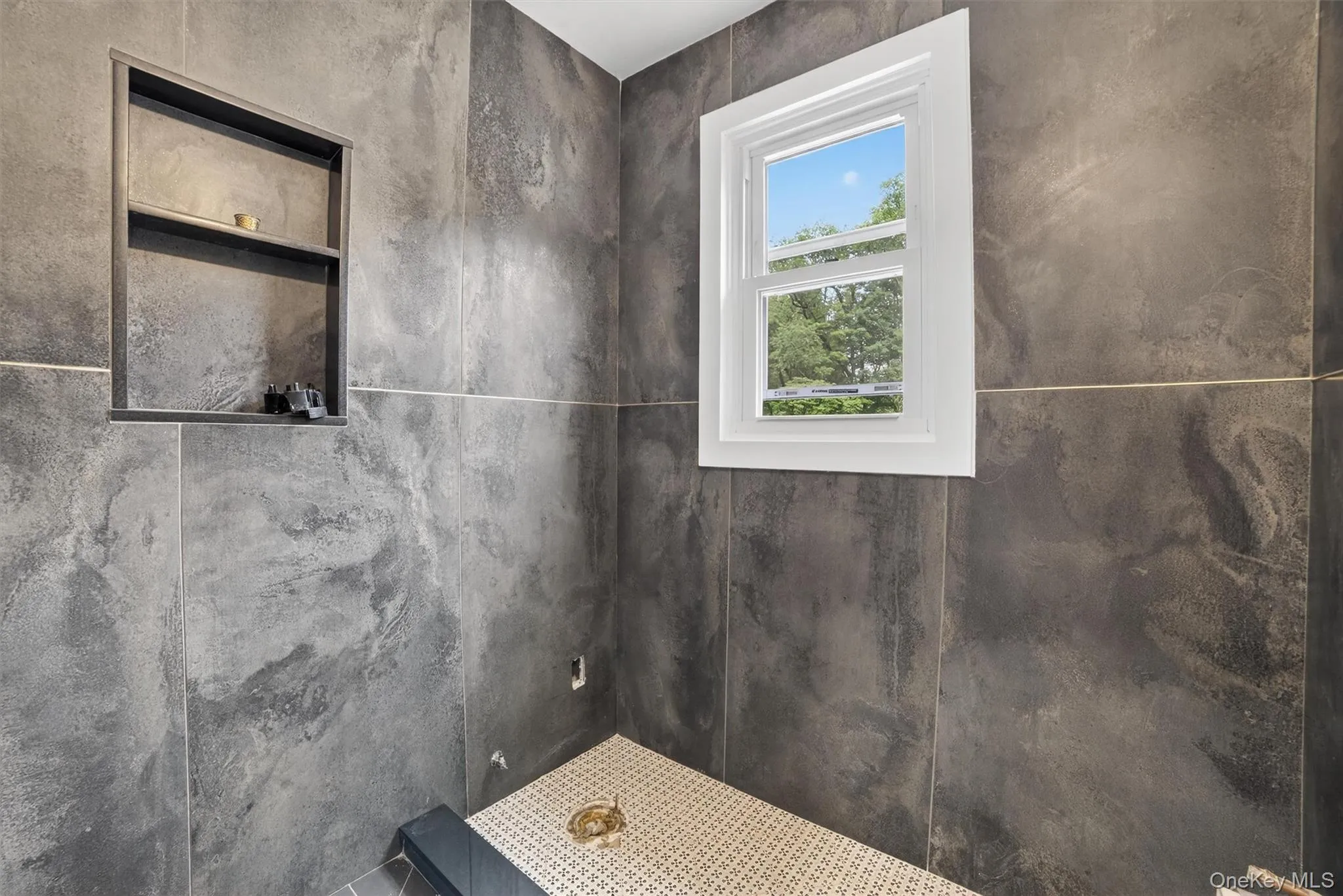 Second Floor Full Bath Second Floor Full Bath
