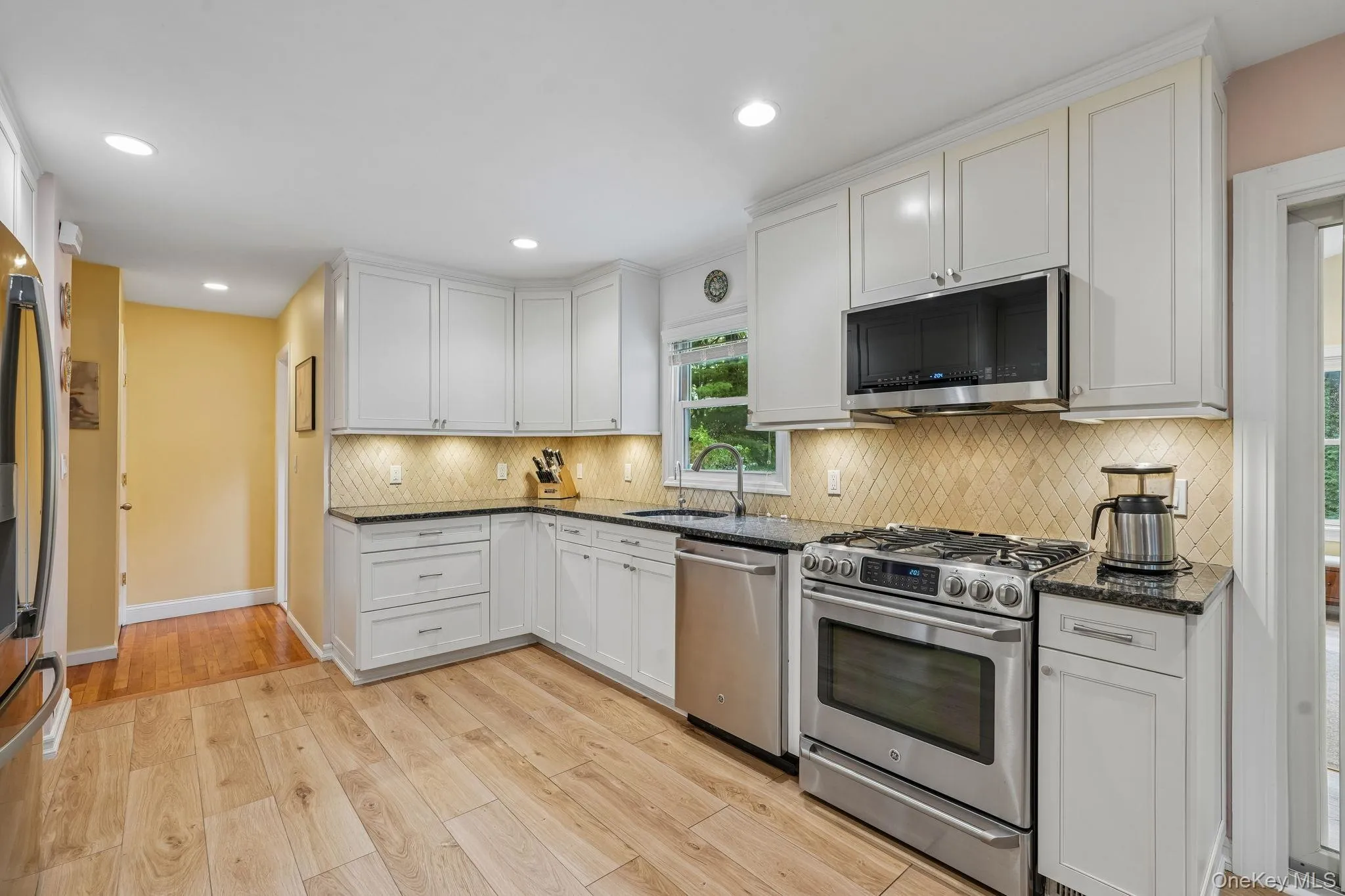 3 Stephen Court, Clarkstown, NY, 4 Bedrooms Bedrooms, 9 Rooms Rooms,3 BathroomsBathrooms,Residential,For Rent,Stephen,0,1028182 3 Stephen Court, Clarkstown, NY, 4 Bedrooms Bedrooms, 9 Rooms Rooms,3 BathroomsBathrooms,Residential,For Rent,Stephen,0,1028182