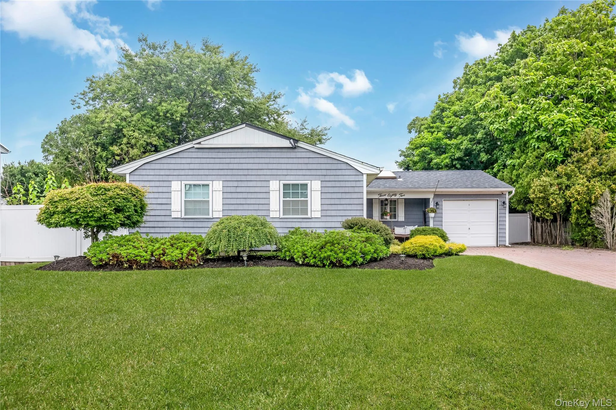382 Greenbelt Parkway, Islip, NY, 3 Bedrooms Bedrooms, 6 Rooms Rooms,2 BathroomsBathrooms,Residential,For Rent,Greenbelt,0,1028189 382 Greenbelt Parkway, Islip, NY, 3 Bedrooms Bedrooms, 6 Rooms Rooms,2 BathroomsBathrooms,Residential,For Rent,Greenbelt,0,1028189