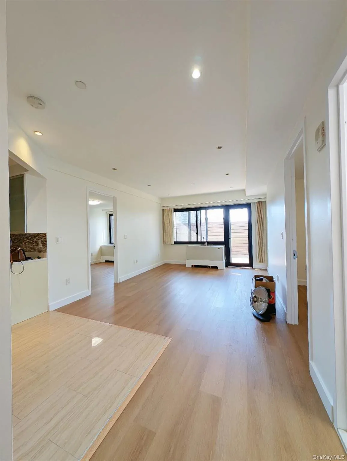 13619 Franklin Avenue, New York, NY, 2 Bedrooms Bedrooms, 5 Rooms Rooms,2 BathroomsBathrooms,Residential Lease,For Rent,Franklin,0,1028192 13619 Franklin Avenue, New York, NY, 2 Bedrooms Bedrooms, 5 Rooms Rooms,2 BathroomsBathrooms,Residential Lease,For Rent,Franklin,0,1028192