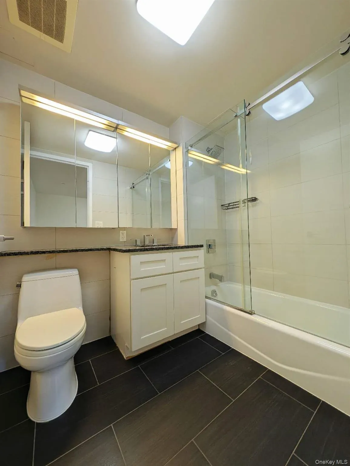 13619 Franklin Avenue, New York, NY, 2 Bedrooms Bedrooms, 5 Rooms Rooms,2 BathroomsBathrooms,Residential Lease,For Rent,Franklin,0,1028192 13619 Franklin Avenue, New York, NY, 2 Bedrooms Bedrooms, 5 Rooms Rooms,2 BathroomsBathrooms,Residential Lease,For Rent,Franklin,0,1028192