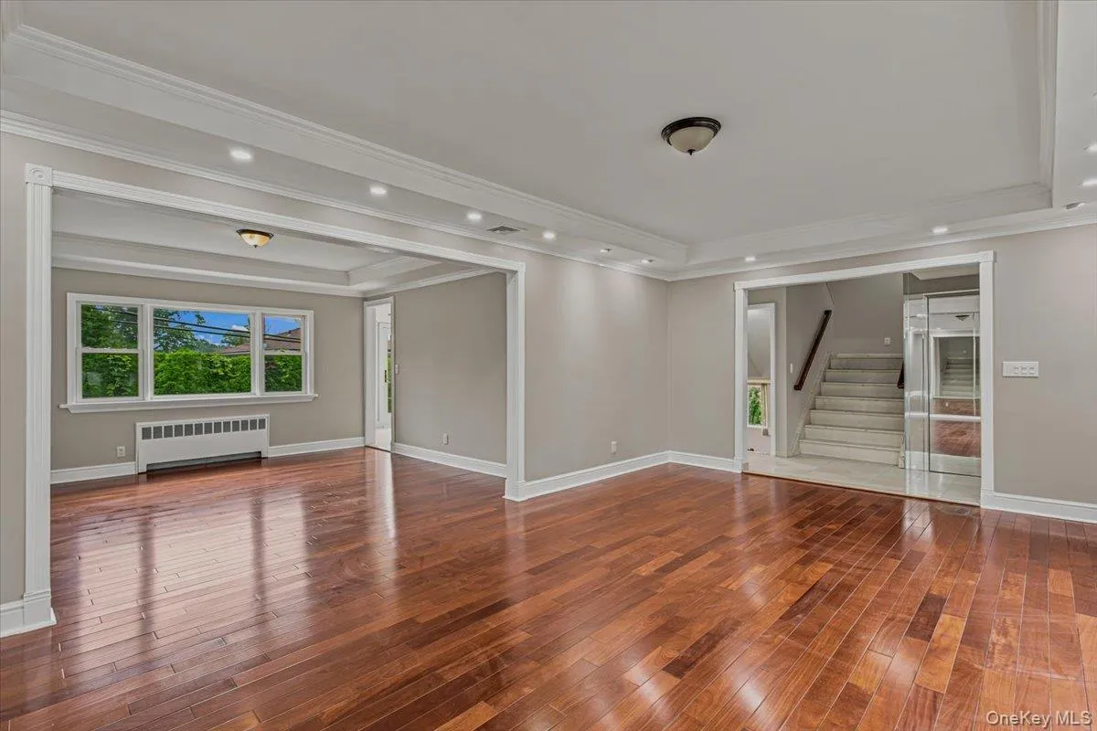 34 Duke Drive, North Hempstead, NY, 5 Bedrooms Bedrooms, 10 Rooms Rooms,4 BathroomsBathrooms,Residential,For Rent,Duke,0,1028193 34 Duke Drive, North Hempstead, NY, 5 Bedrooms Bedrooms, 10 Rooms Rooms,4 BathroomsBathrooms,Residential,For Rent,Duke,0,1028193