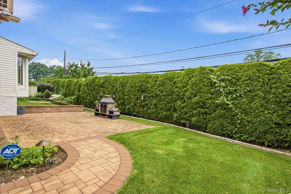 34 Duke Drive, North Hempstead, NY, 5 Bedrooms Bedrooms, 10 Rooms Rooms,4 BathroomsBathrooms,Residential,For Rent,Duke,0,1028193 34 Duke Drive, North Hempstead, NY, 5 Bedrooms Bedrooms, 10 Rooms Rooms,4 BathroomsBathrooms,Residential,For Rent,Duke,0,1028193