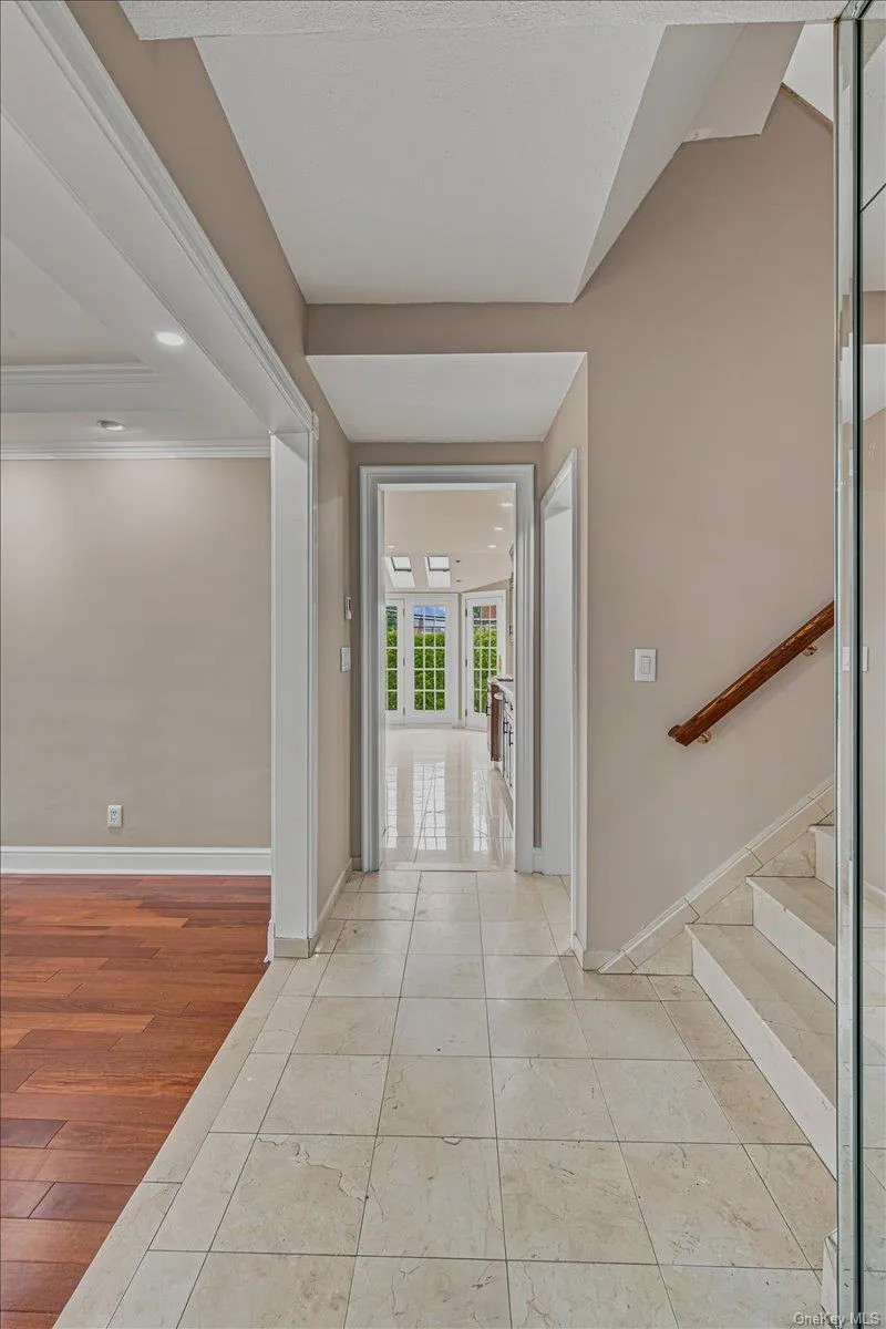 34 Duke Drive, North Hempstead, NY, 5 Bedrooms Bedrooms, 10 Rooms Rooms,4 BathroomsBathrooms,Residential,For Rent,Duke,0,1028193 34 Duke Drive, North Hempstead, NY, 5 Bedrooms Bedrooms, 10 Rooms Rooms,4 BathroomsBathrooms,Residential,For Rent,Duke,0,1028193